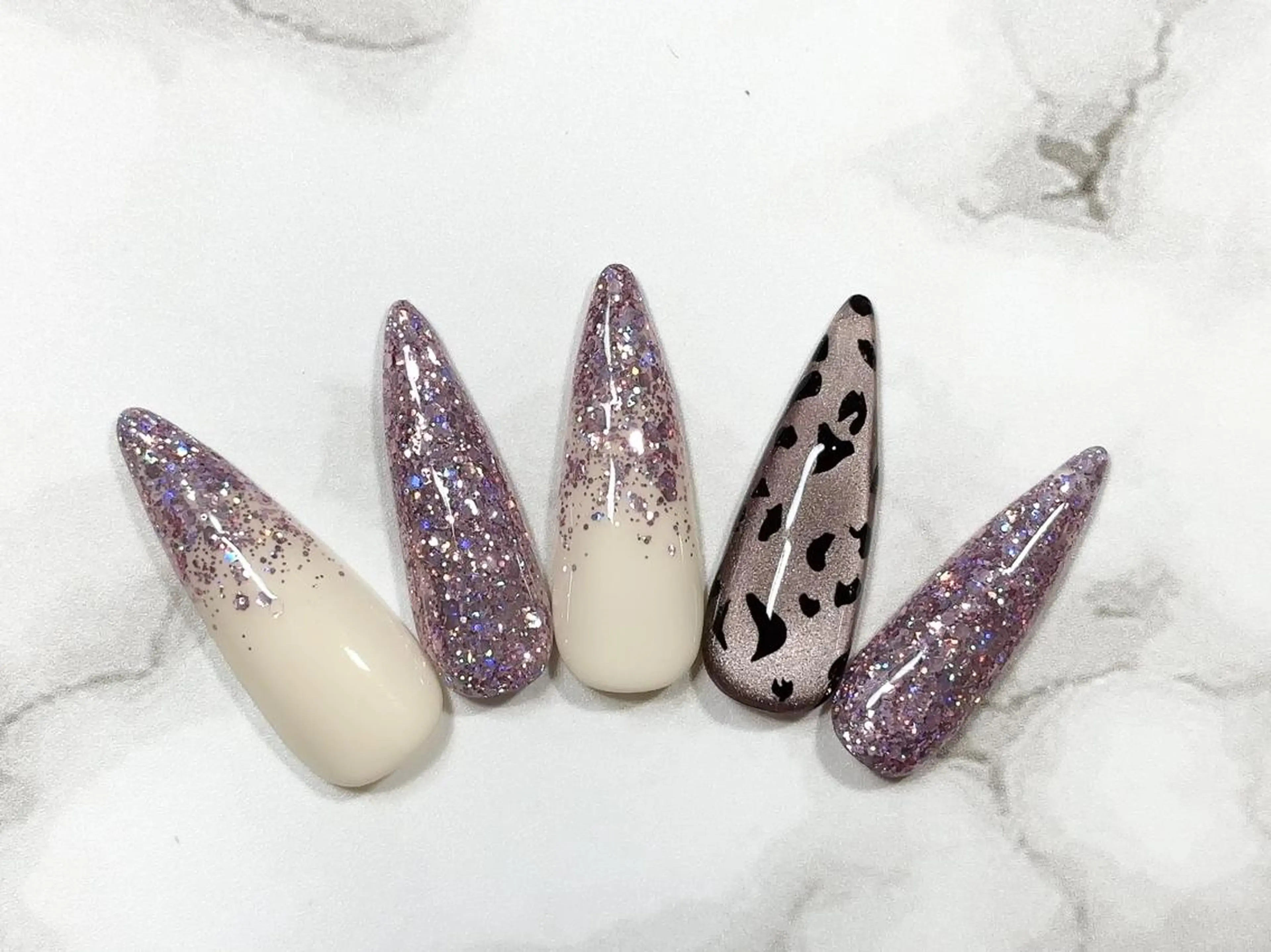 ネイル 🦋Kiyomi. 🦋のネイルデザイン