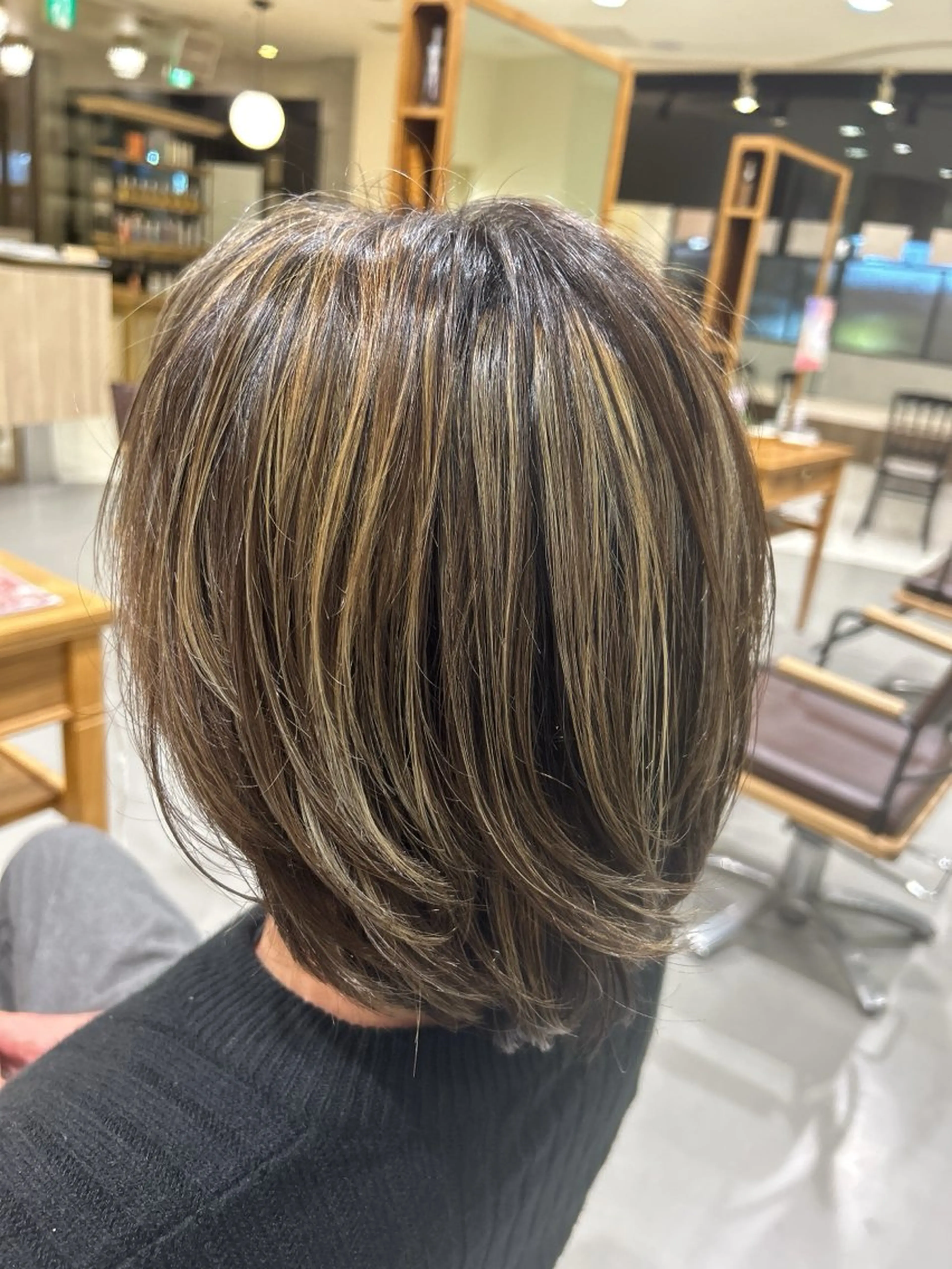 ミディアム カラー メンズ メンズハイライト ハイライトカラー ハイライト 北岡 樹穂のヘアスタイル