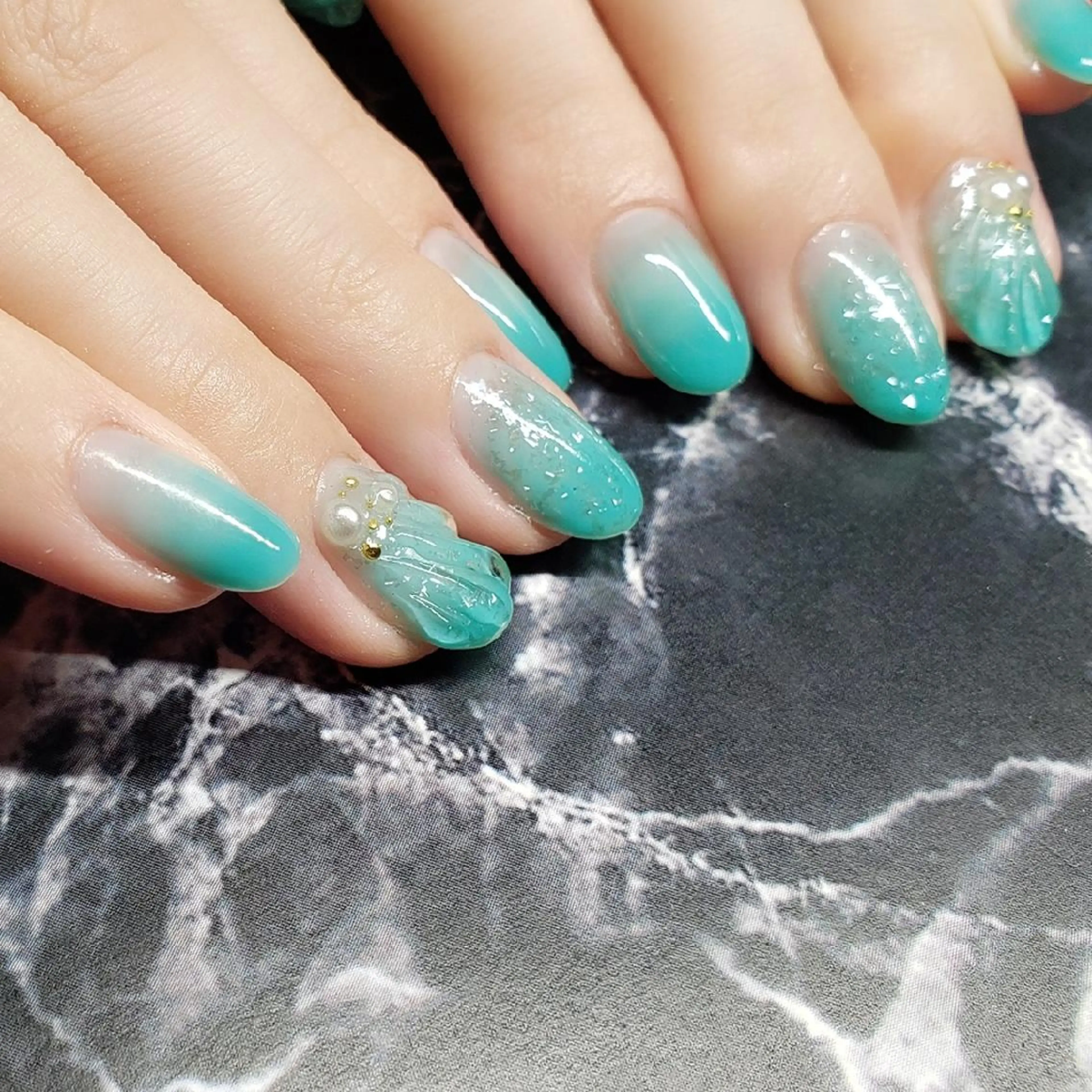 ネイル ハンドネイル クロキ 。のネイルデザイン