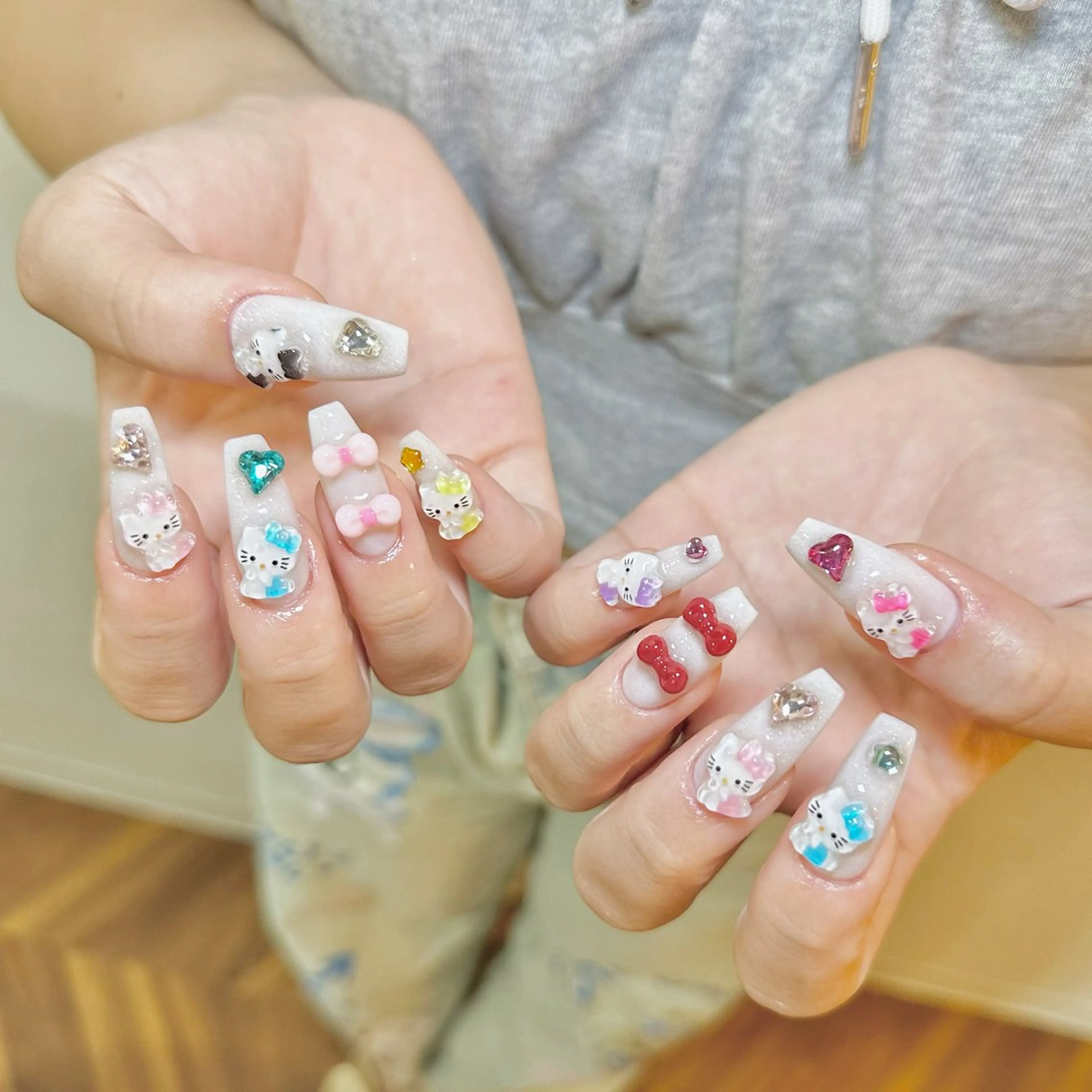 ネイル UnicornNail所属・Unicorn Nail 矢場町店のネイルデザイン