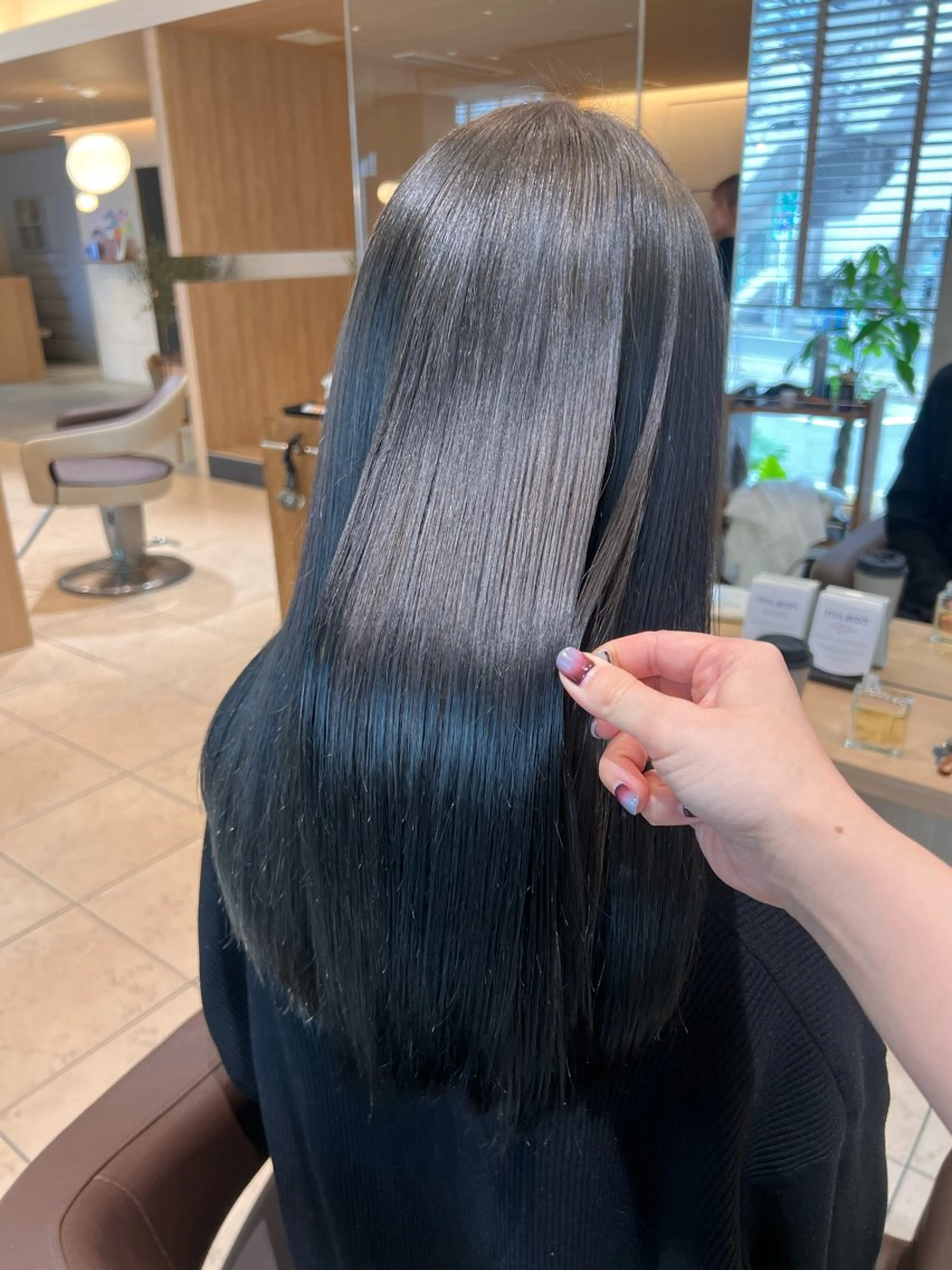 ロング 清水 萌未のヘアスタイル