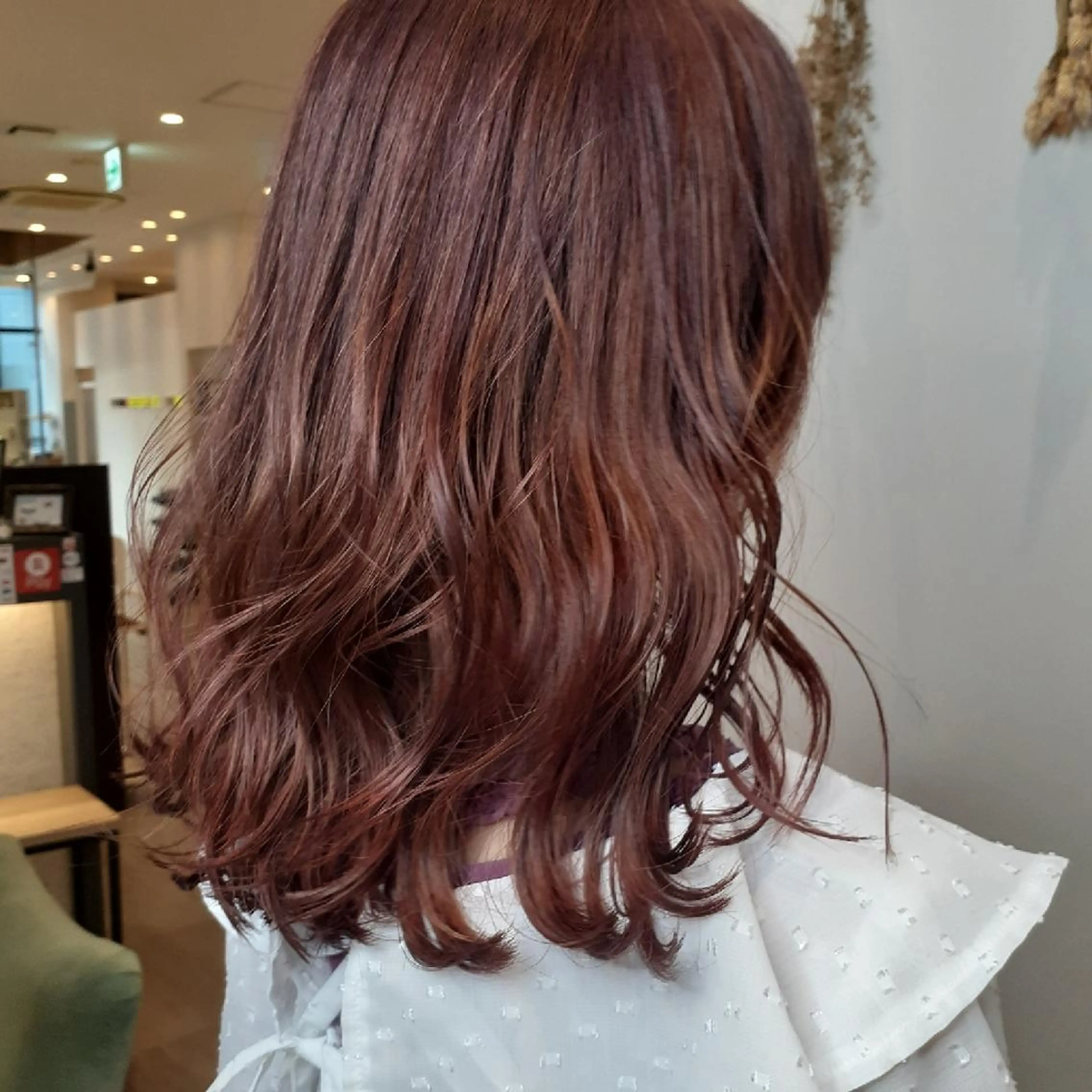 カット+ブリーチなしWカラー+トリートメントの写真