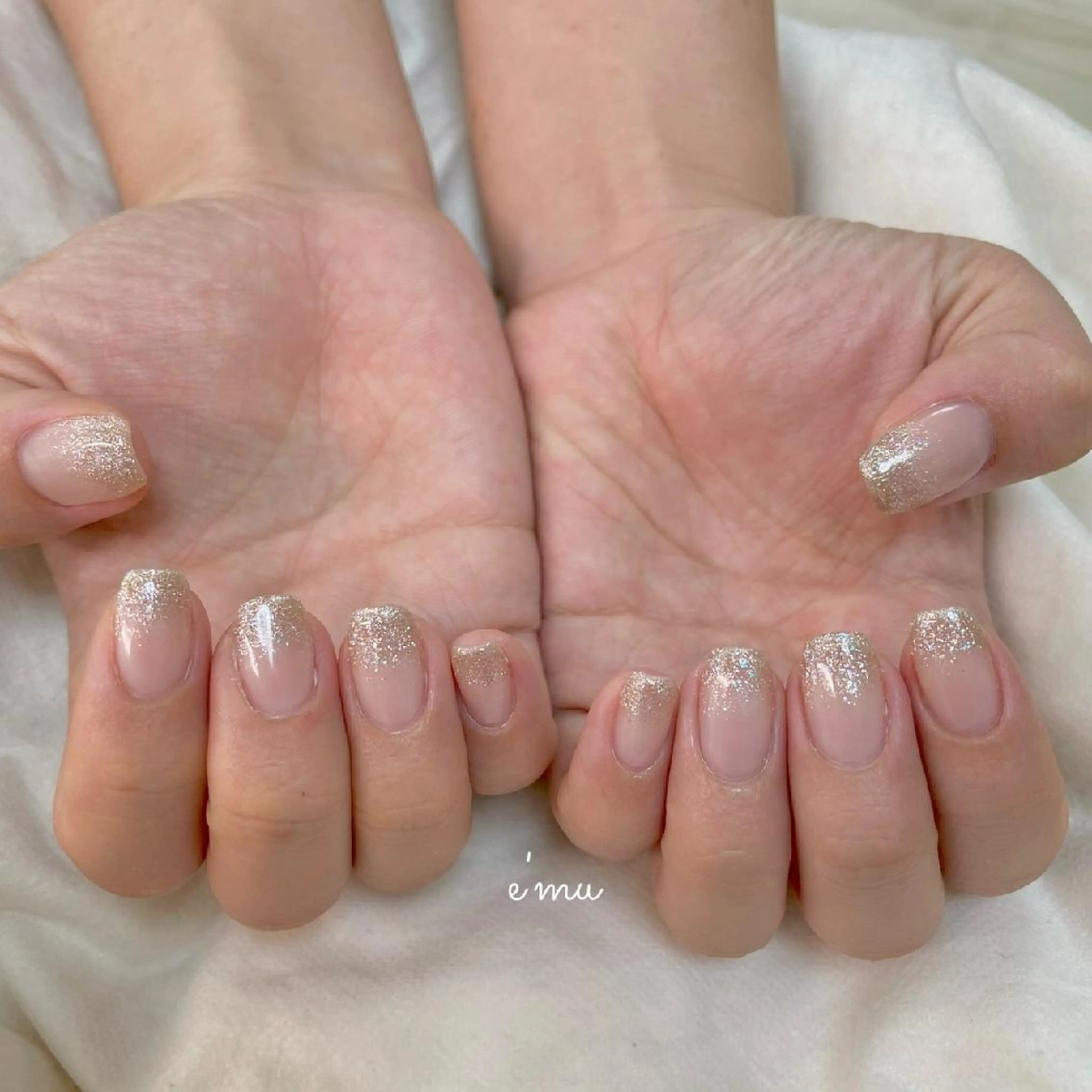 ネイル ラメ(グリッター) ラメグラデーション ハンドネイル nail salon e'mu💐のネイルデザイン
