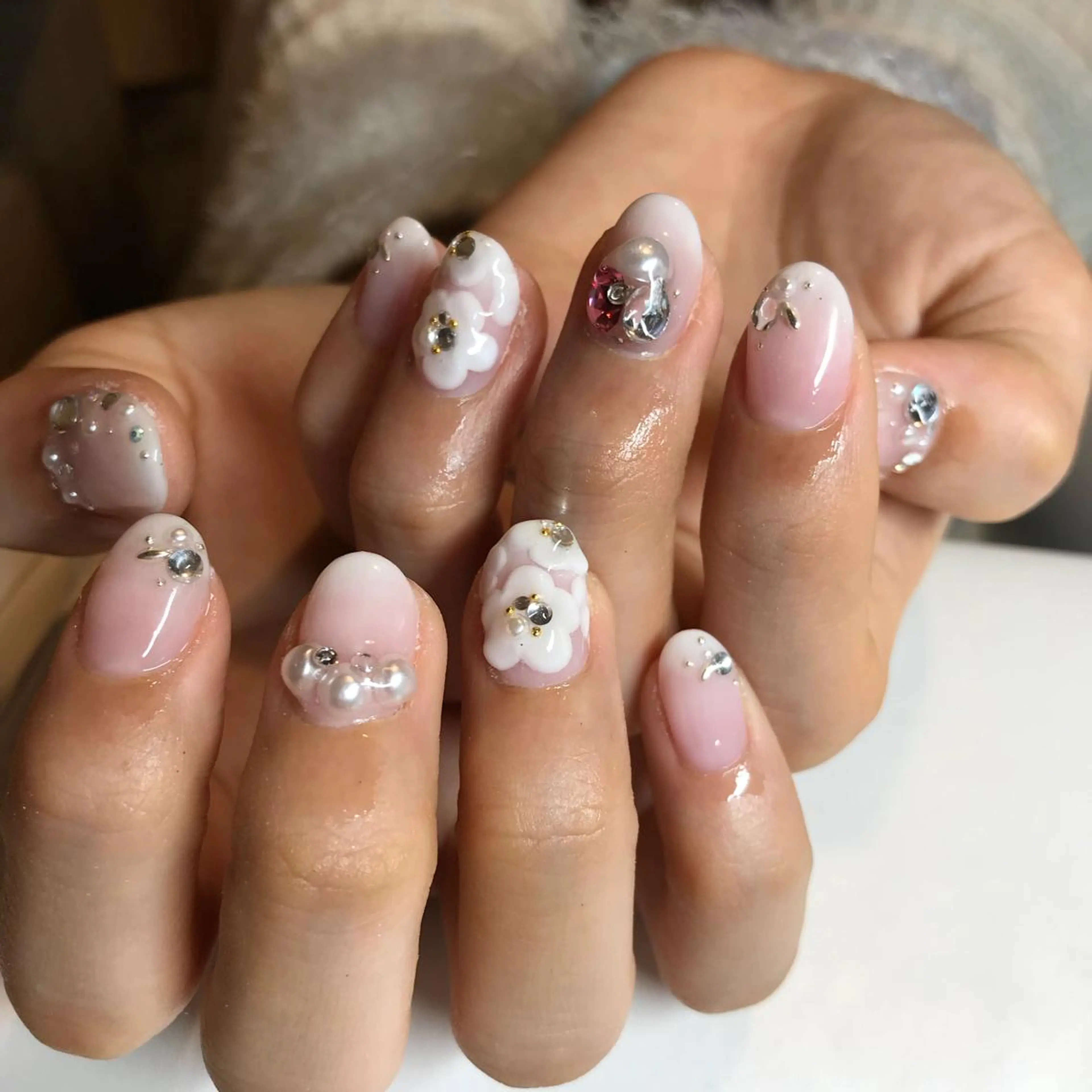 ネイル ブライダルネイル maggienail所属・Maggie Nagisaのネイルデザイン