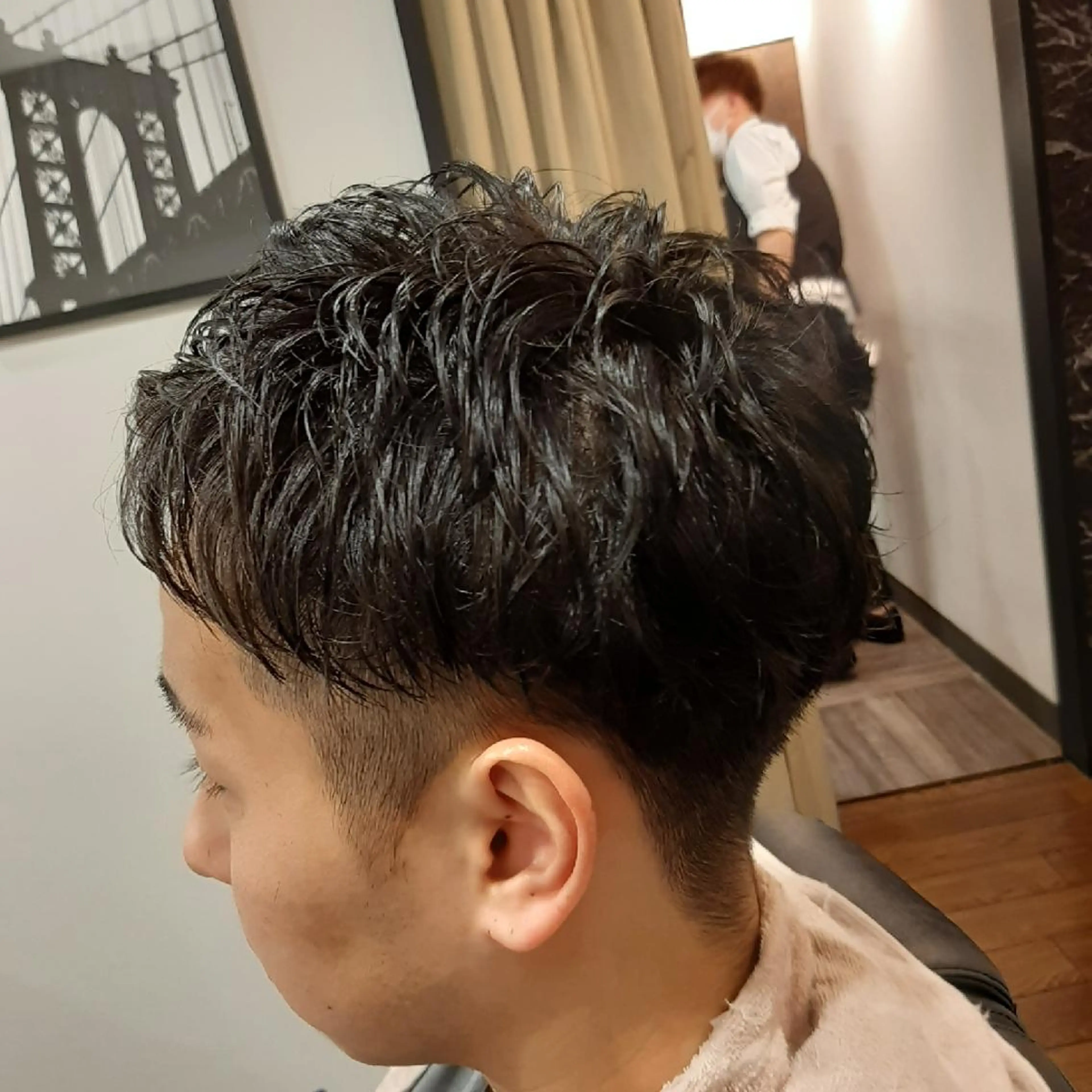 パーマ ショート ラヴィ・ザ・バーバー所属・佐々木 良佑のヘアスタイル