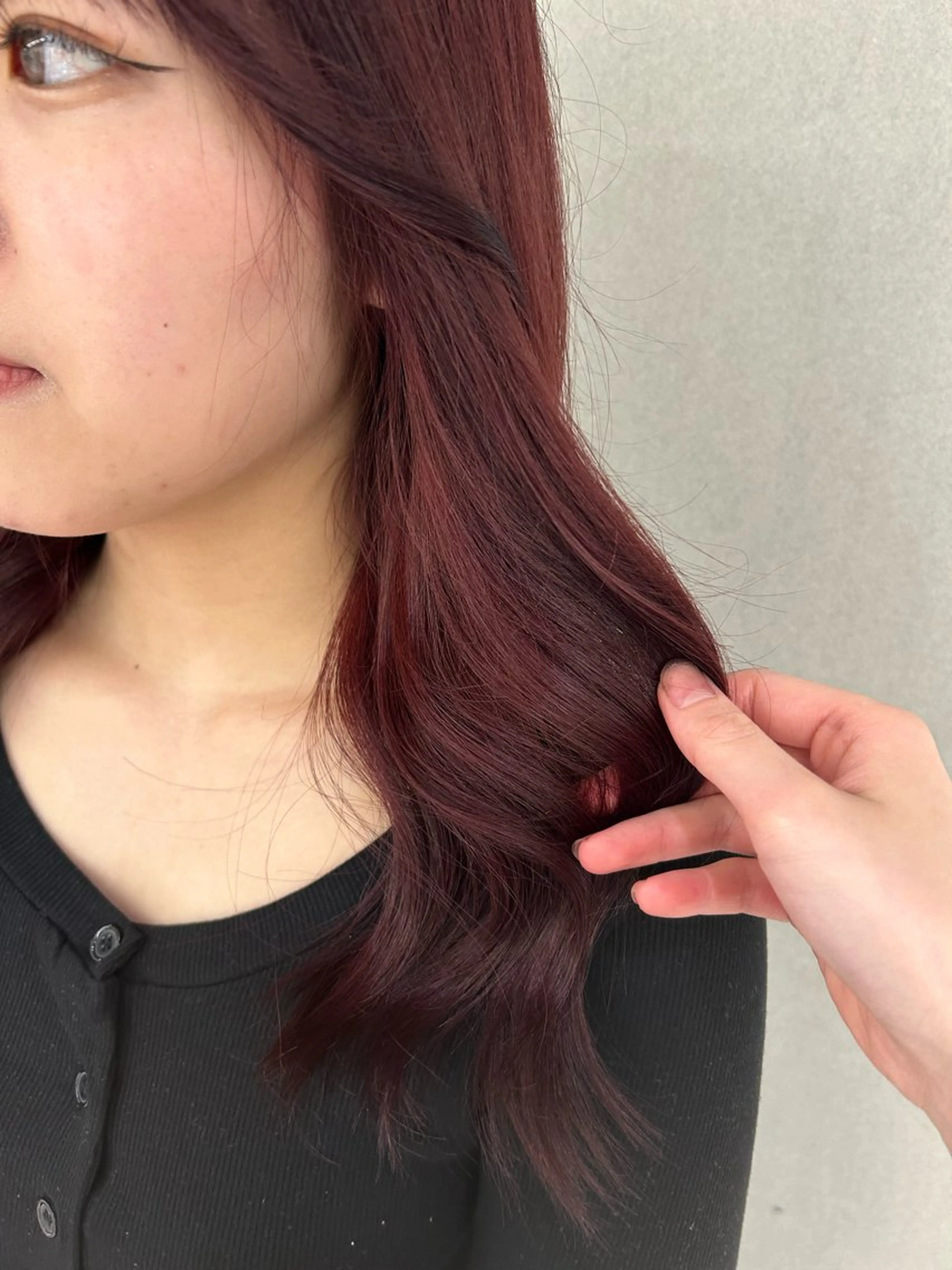 ロング Xena ria 衣織/ブリーチカラーのヘアスタイル