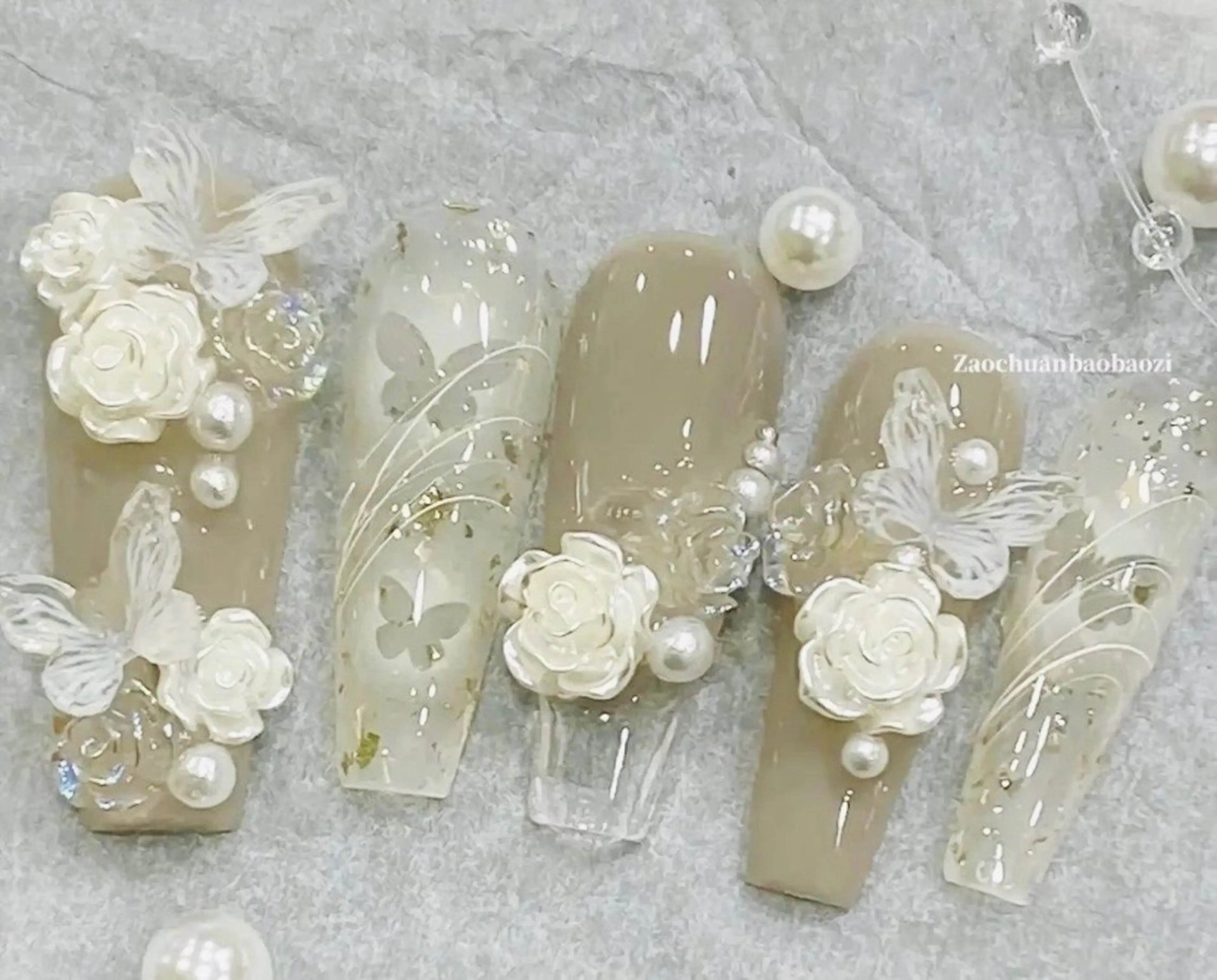 ネイル Hanaai Salon新宿店のネイルデザイン