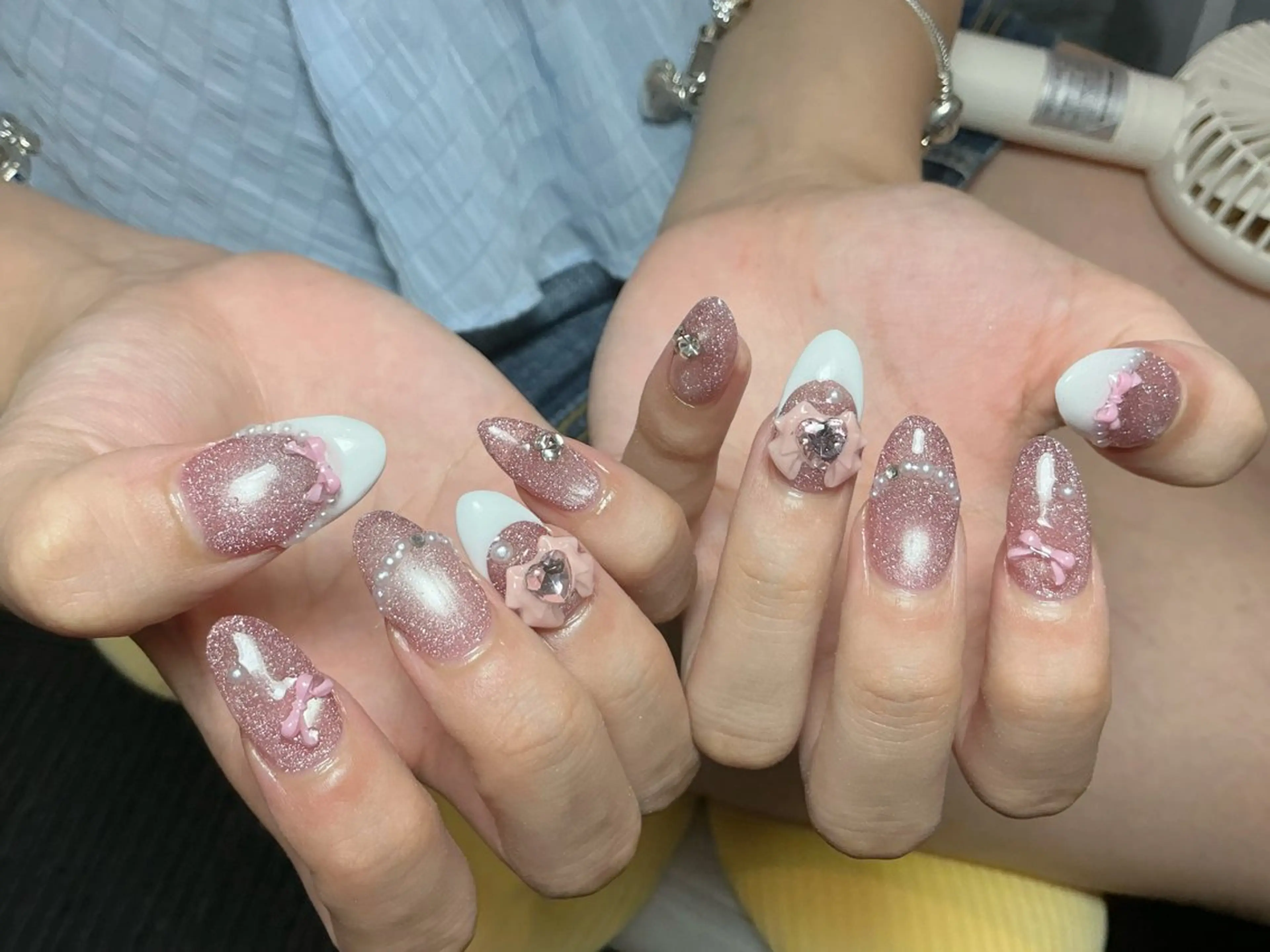 ネイル オーロラネイル チークネイル 長さ出し フットネイル フレンチネイル ハンドネイル ハンドケア J&C Nail Salon吉祥寺所属・YU KIのネイルデザイン