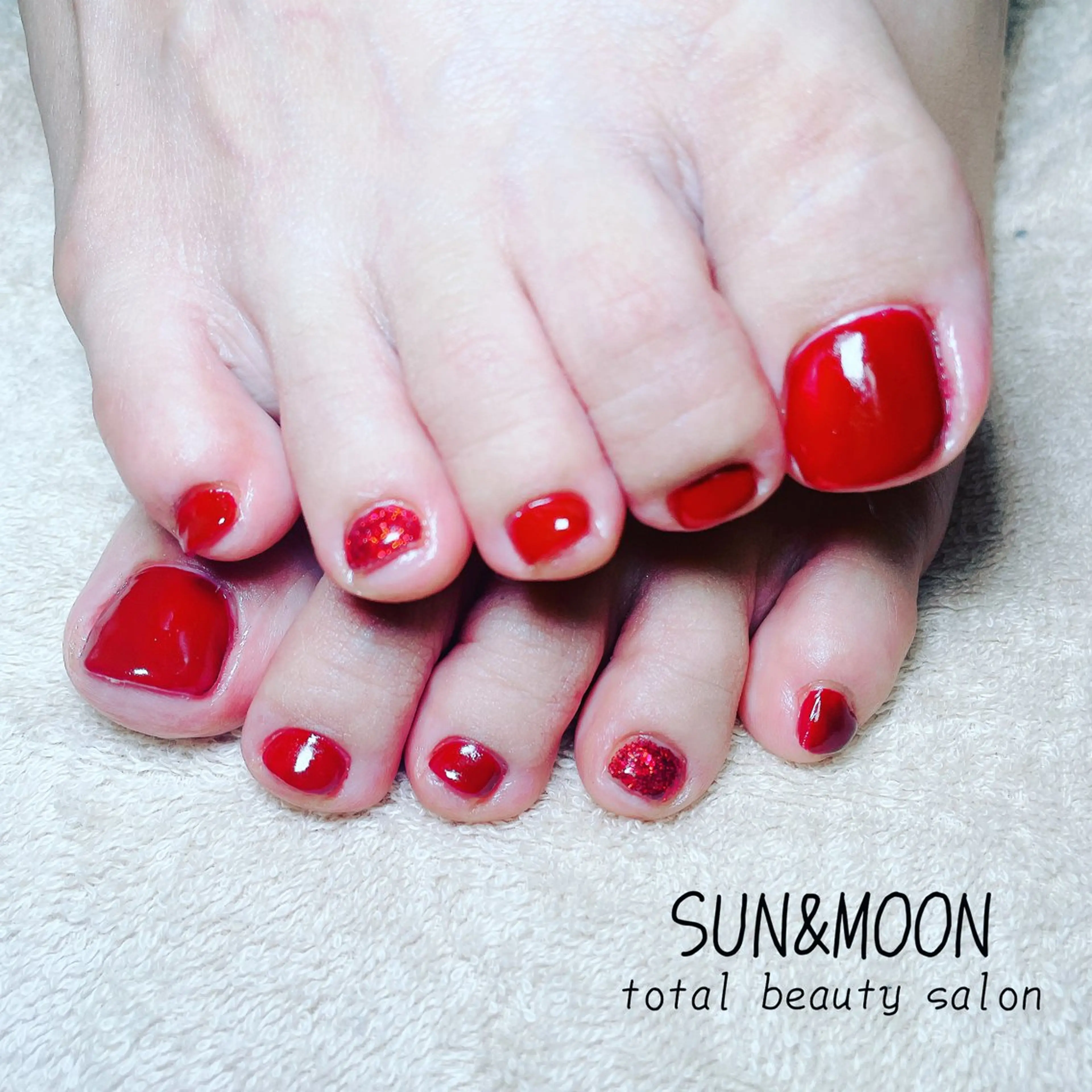 ネイル フットネイル SUN&MOON所属・SUN&MOON REOのネイルデザイン