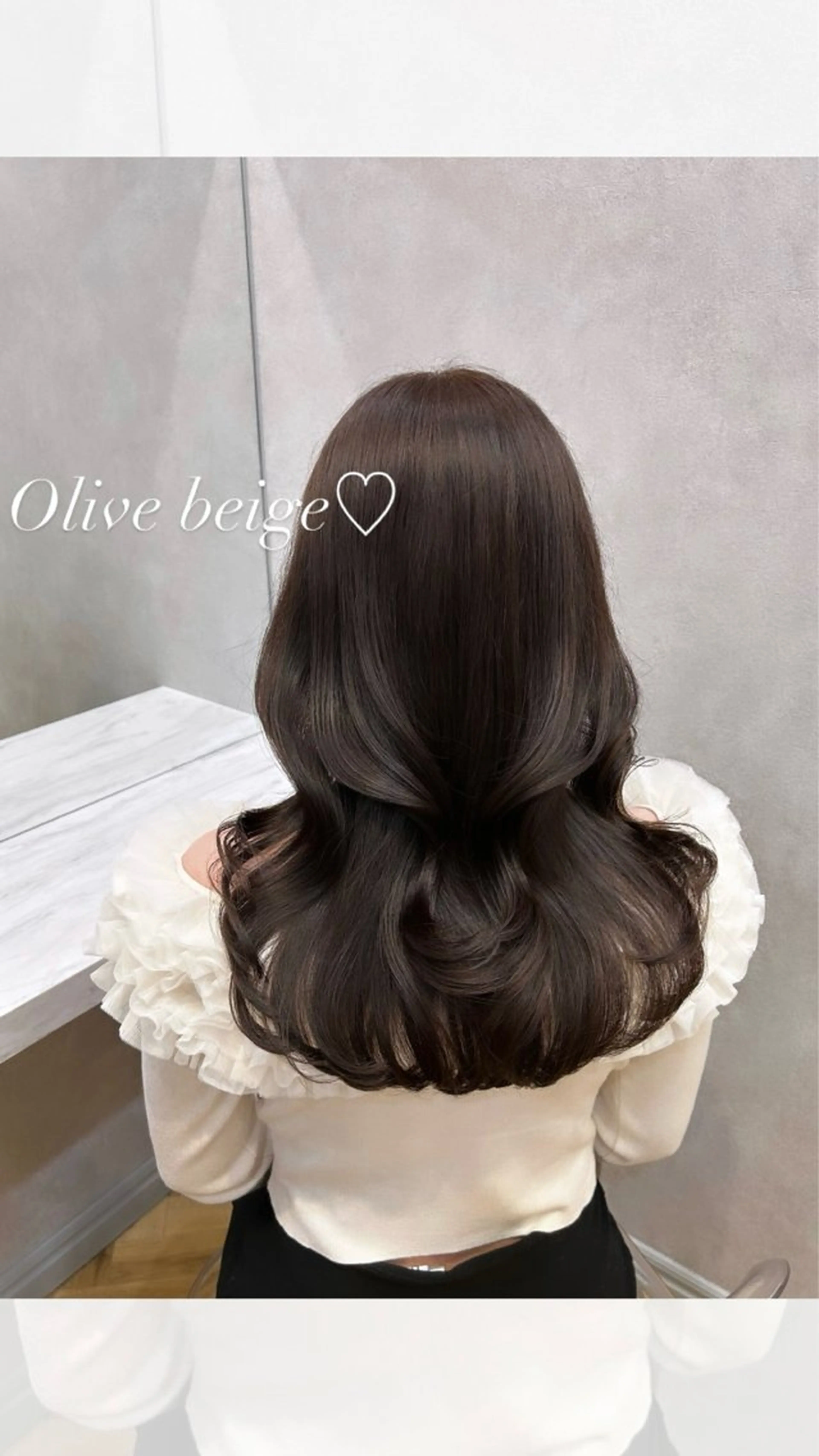 セミロング カラー ヘアアレンジ ベージュカラー オリーブベージュ 🩷韓国ヘア/ミディ アム🩷Maikaのヘアスタイル
