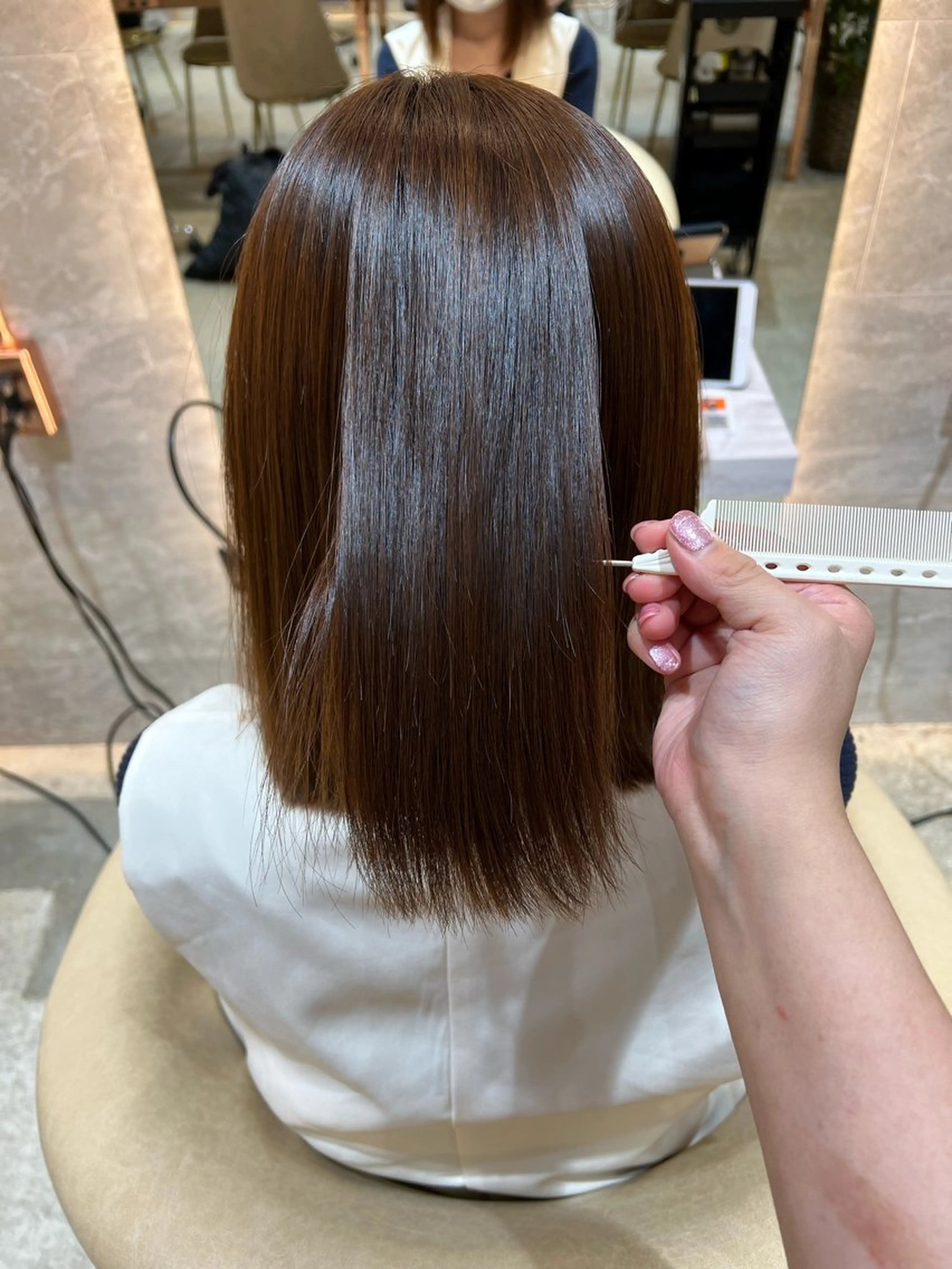 ミディアム カラー ボブ/巻ける縮毛矯正 /韓国レイヤーはなのヘアスタイル