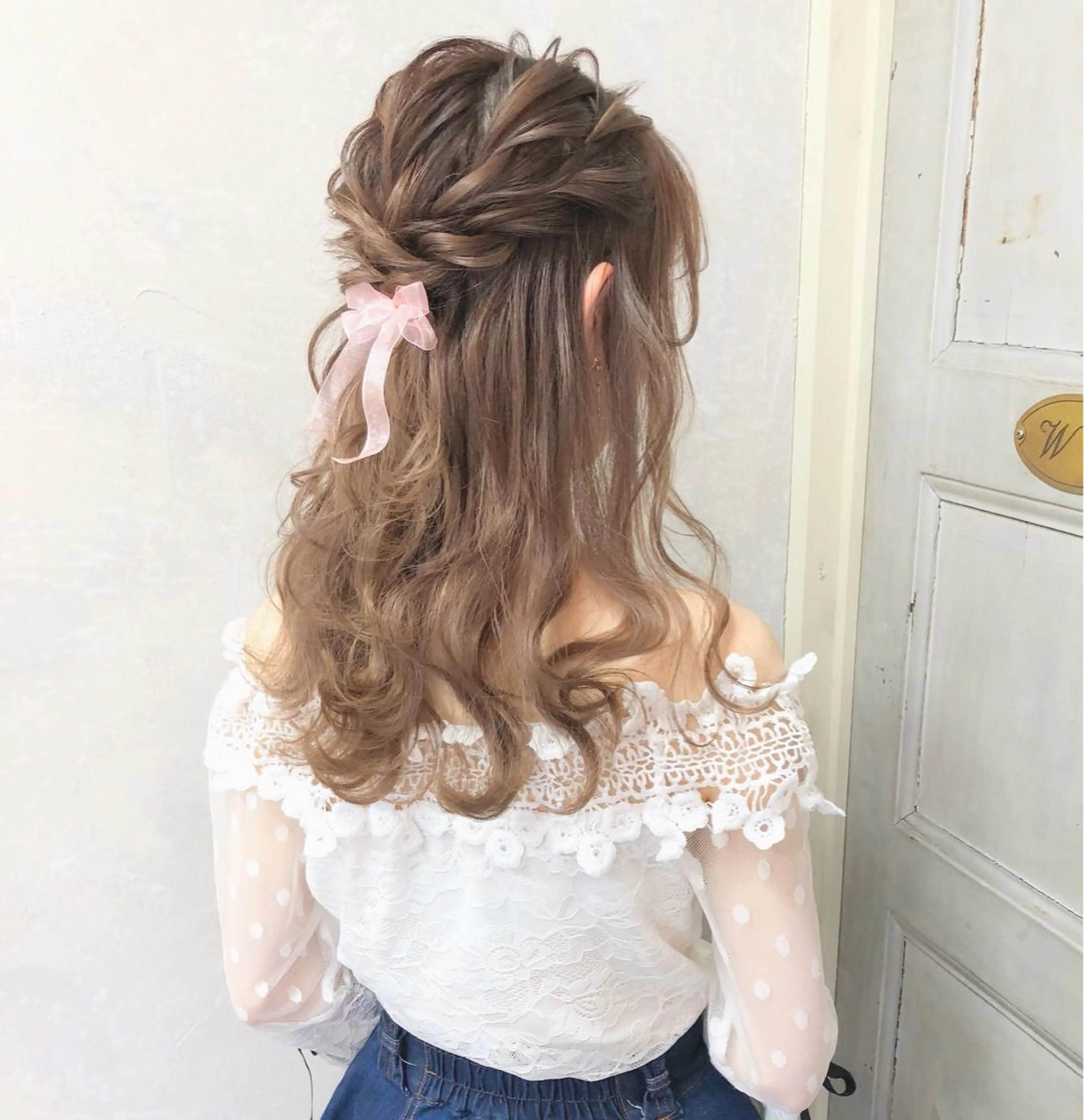 ロング ヘアアレンジ ハーフアップ autre所属・大久保 ひでなりのヘアスタイル