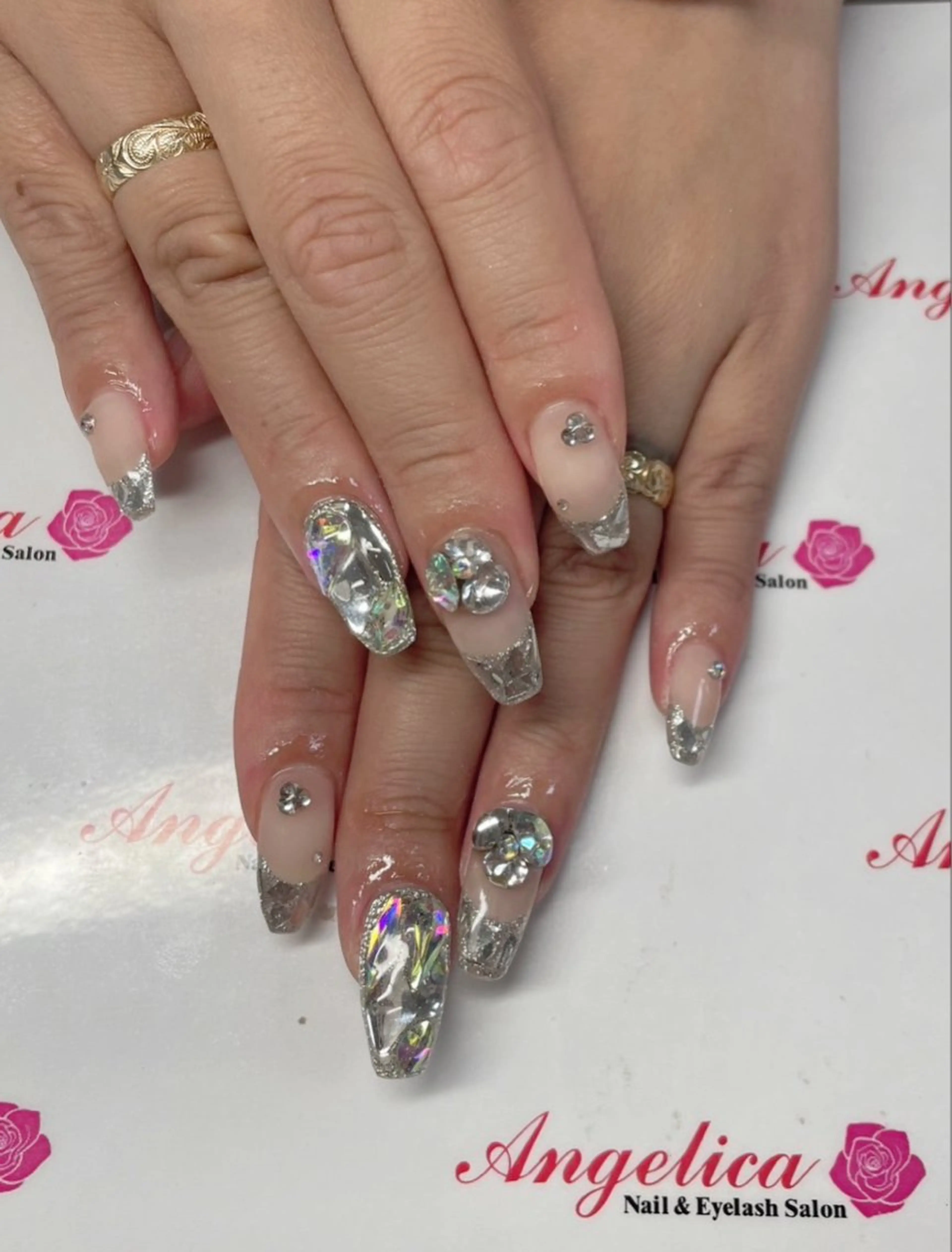 ネイル フレンチネイル ジェルネイル ガラスフレンチ パラジェル ストーンネイル Angelica ネイリストのネイルデザイン