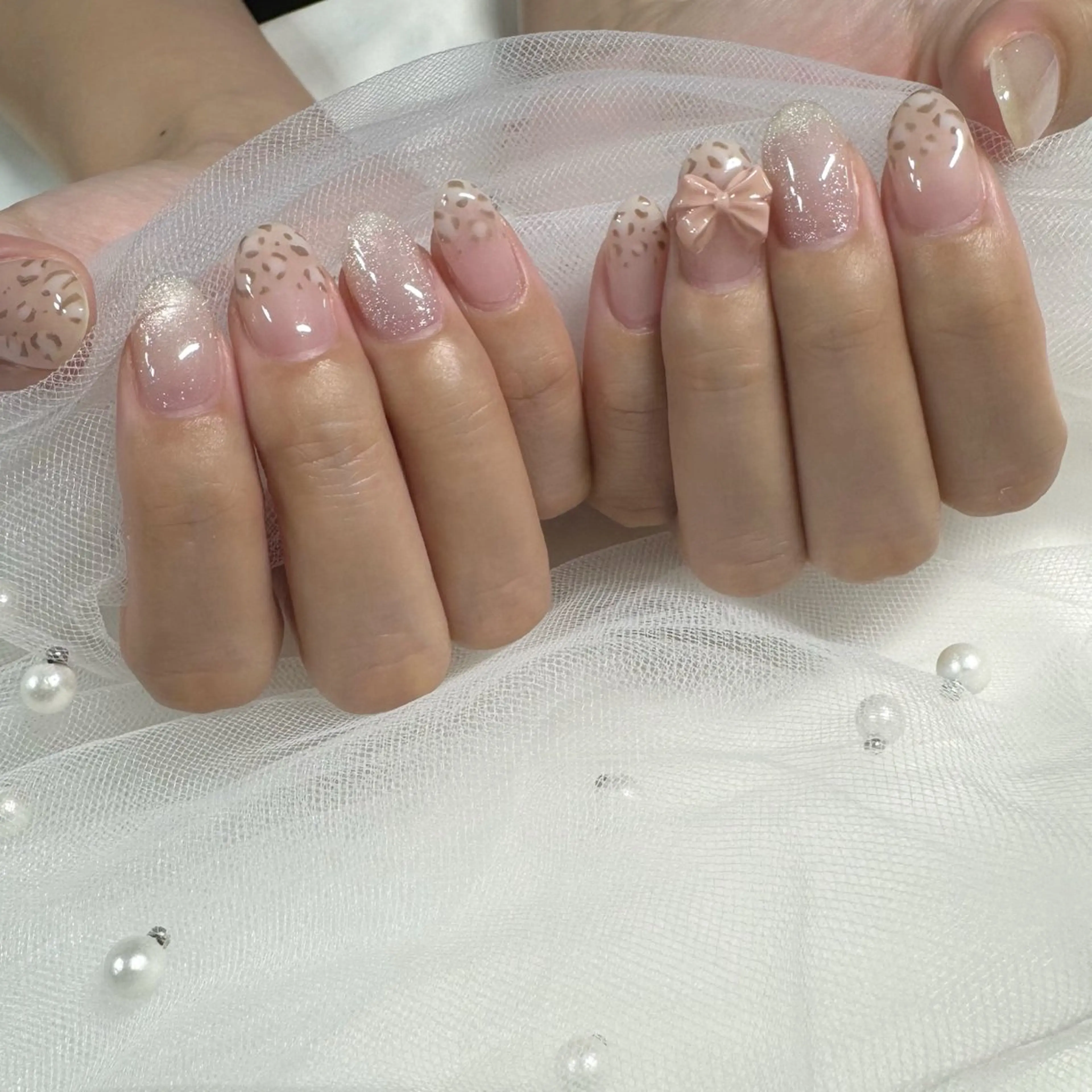 ネイル リボン 東 千夏のネイルデザイン