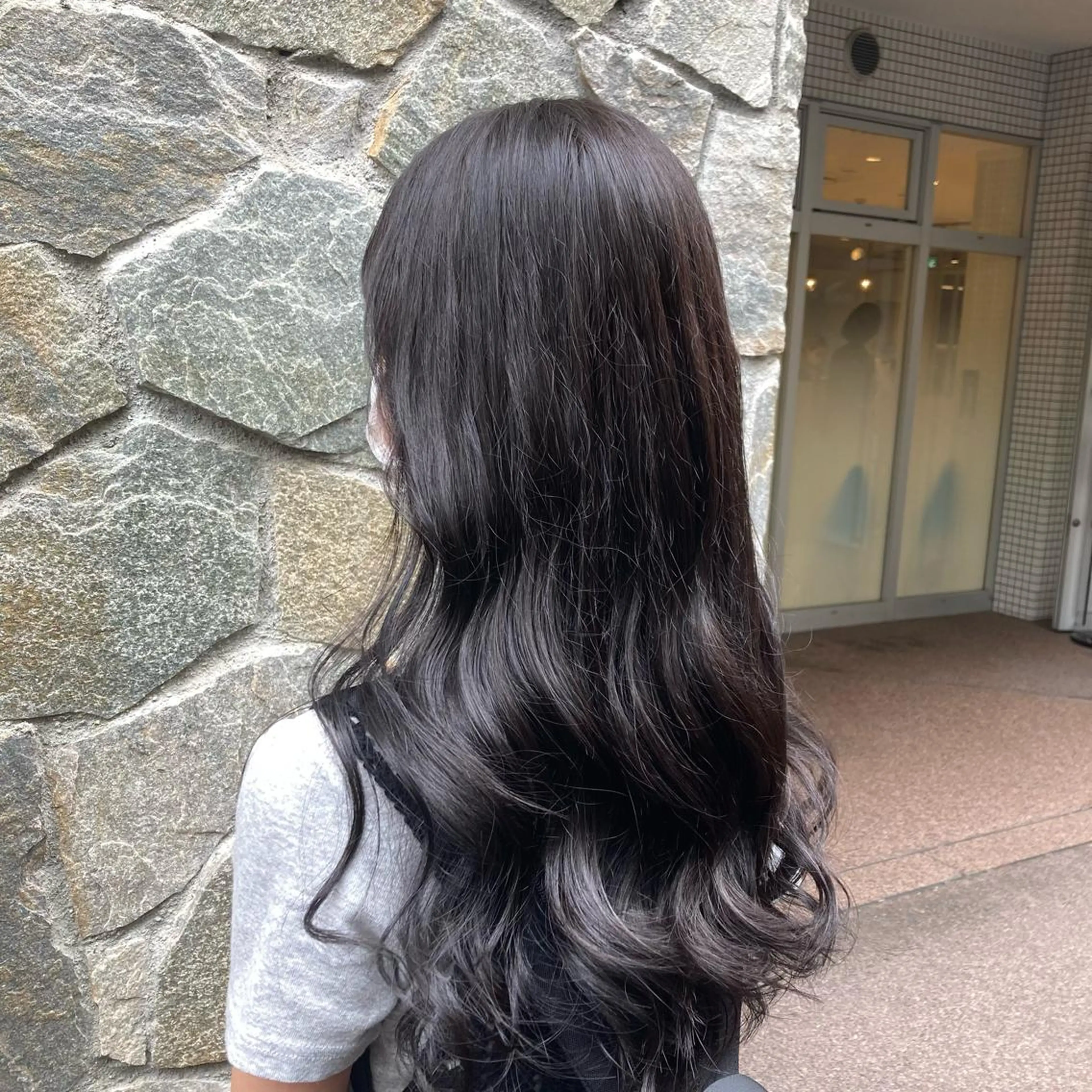 ロング カラー 野村 ゆいのヘアスタイル