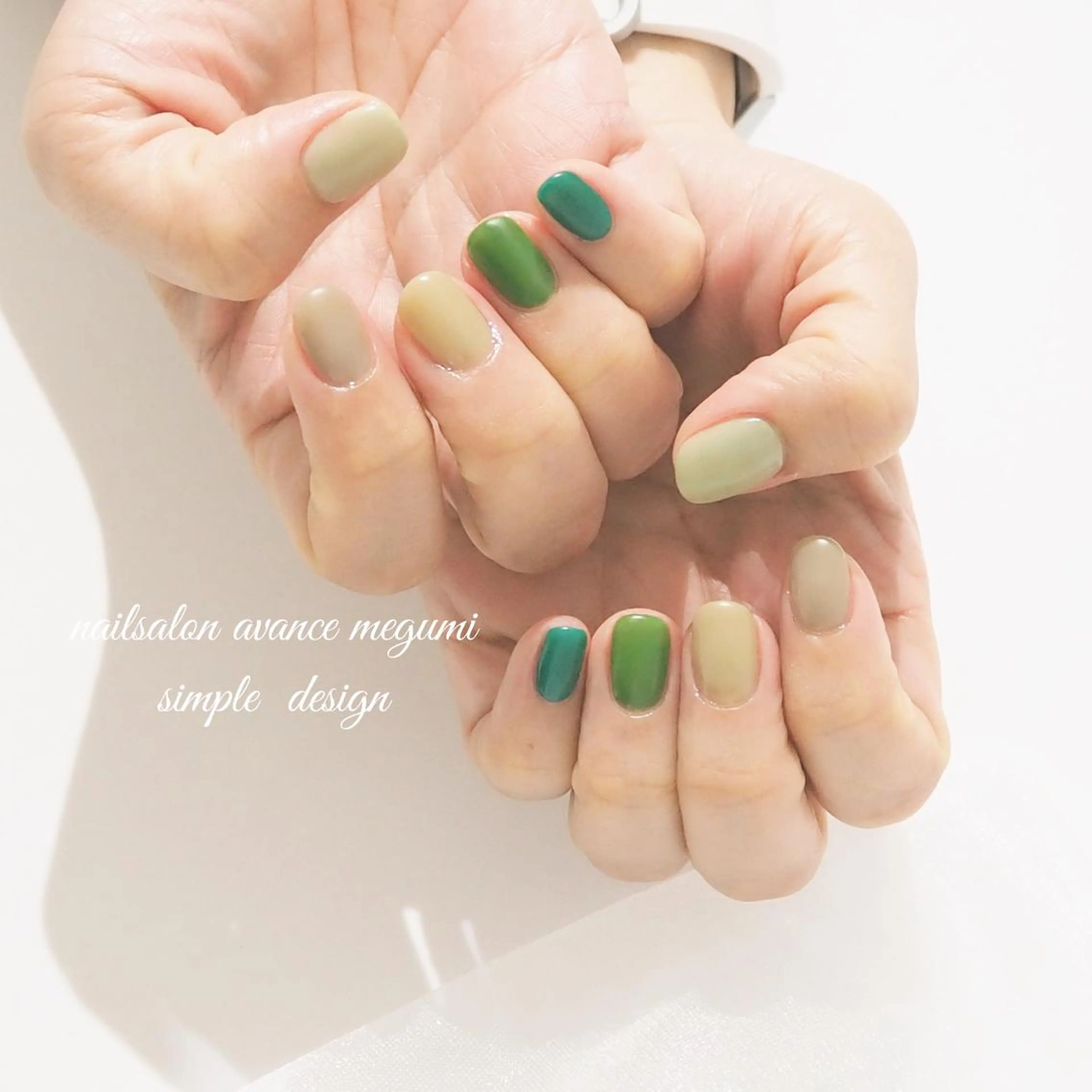 ネイル グリーン Shirö by_avance 中野新橋所属・ネイルサロン Shiröのネイルデザイン