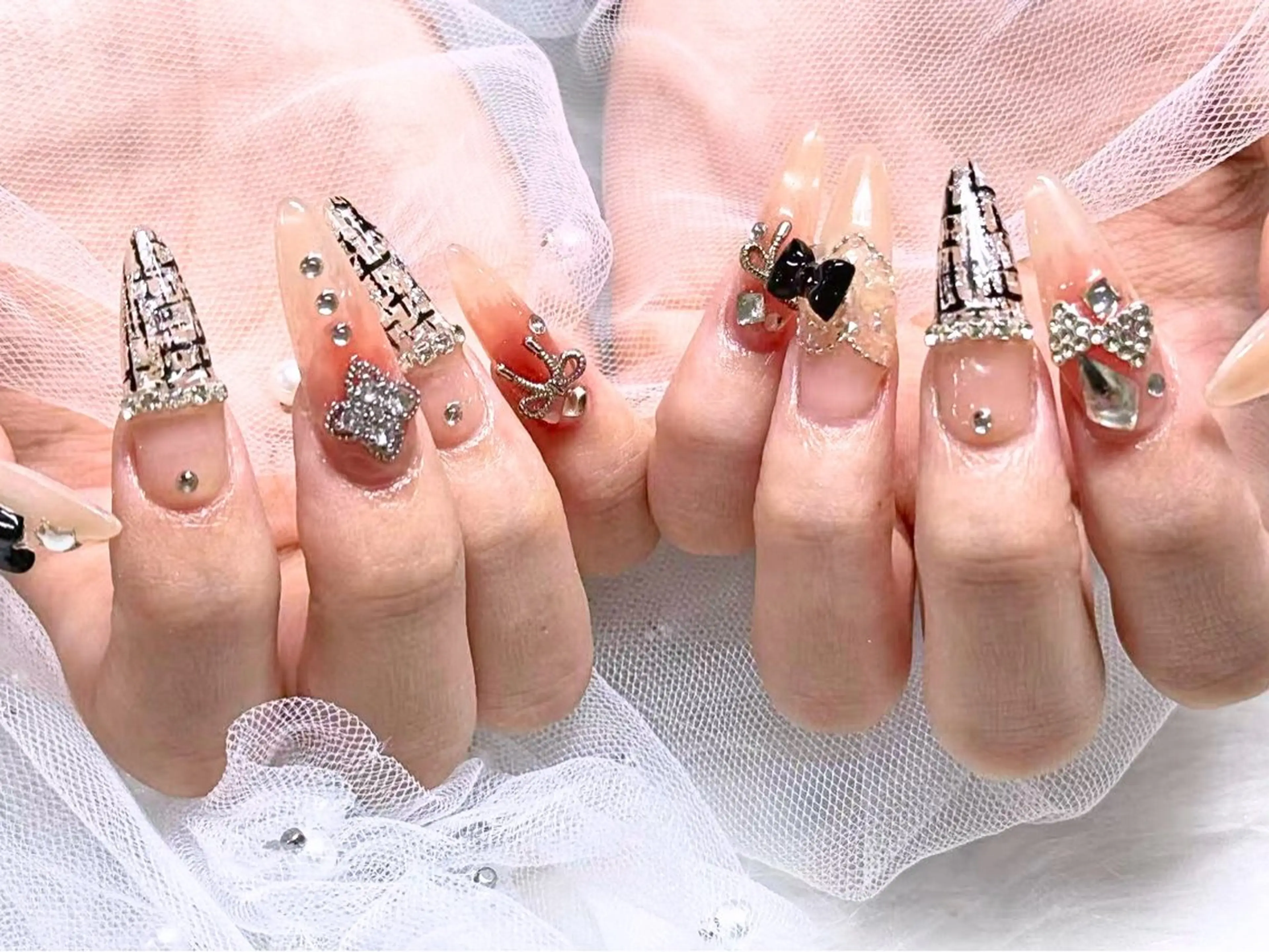 ネイル 五月•MAYネイルサロン所属・新宿 M_nailのネイルデザイン