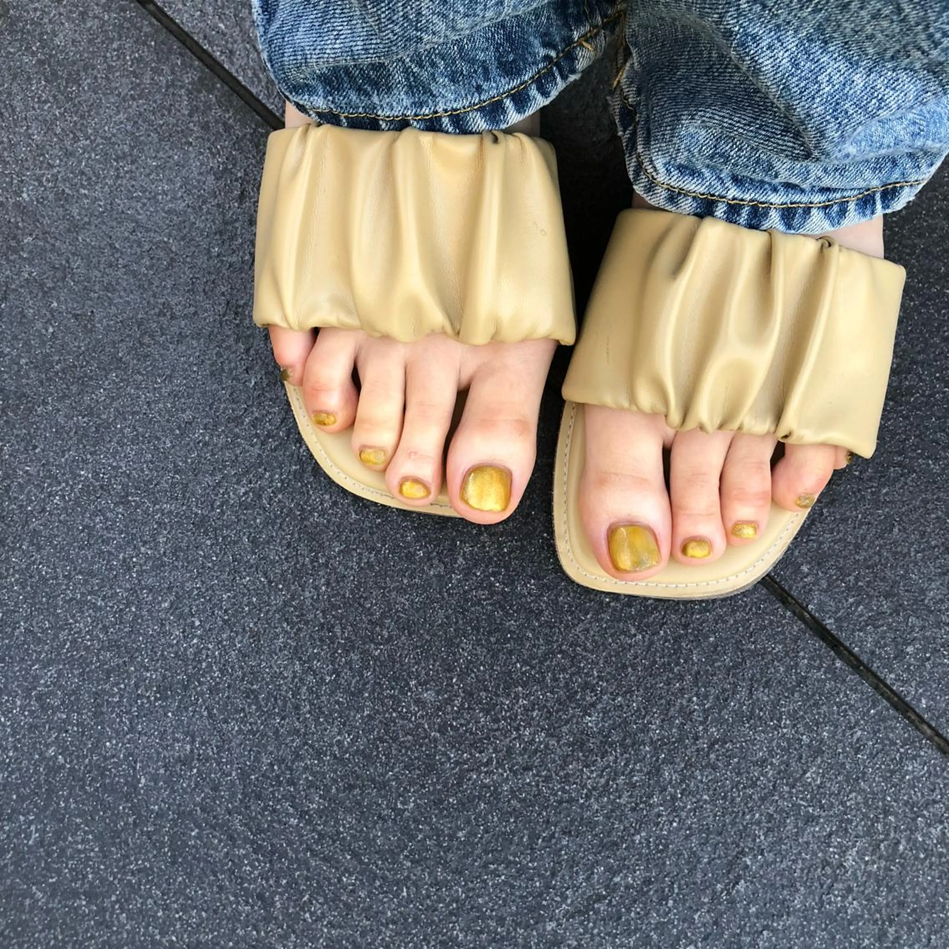 【オフあり】foot🐾 🤍🥣オーロラ.ミラー.マグネットのワンカラー  🤝パラジェル使用の写真