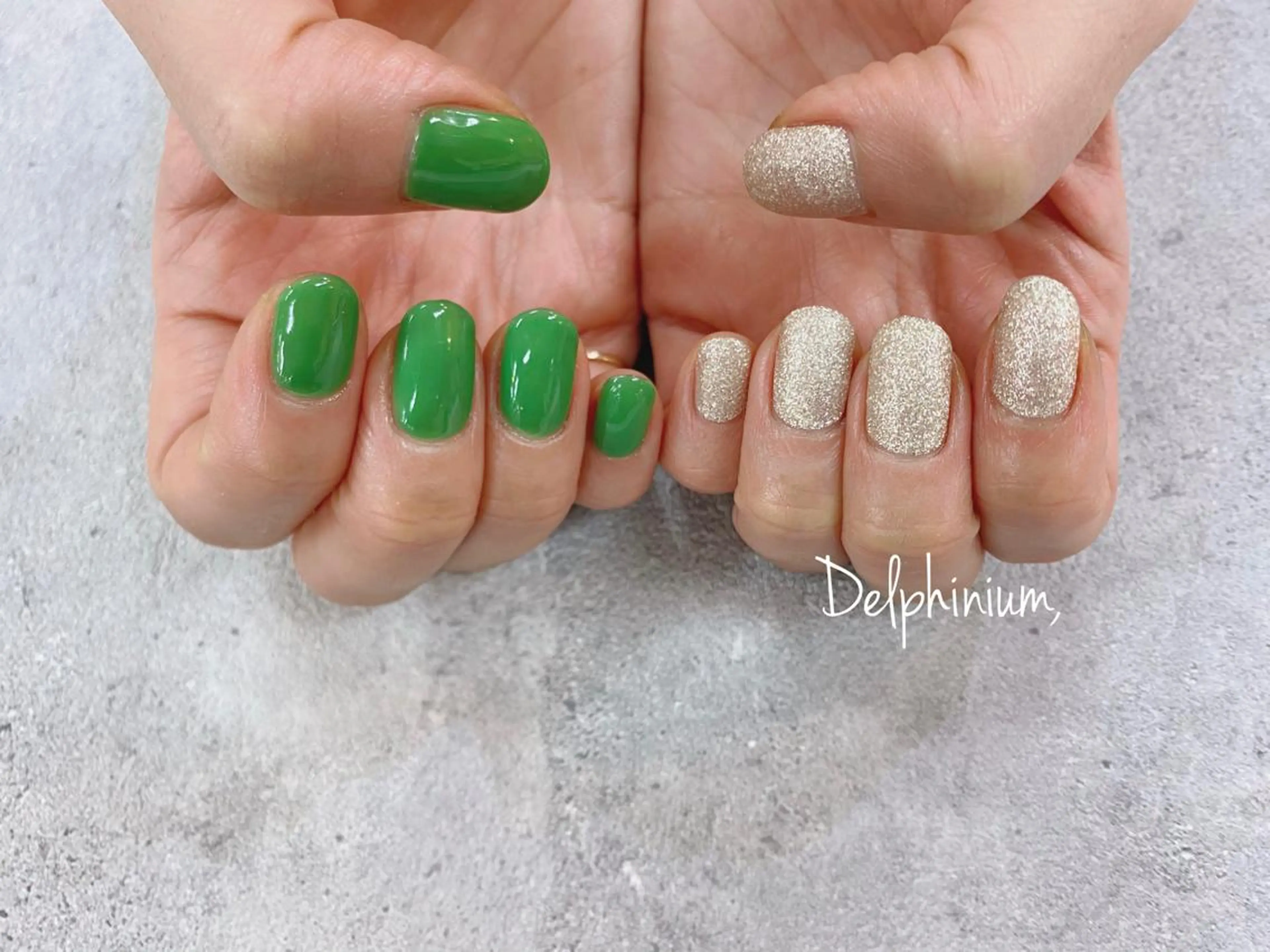 ネイル グリーン ハンドネイル 岡本 友恵のネイルデザイン