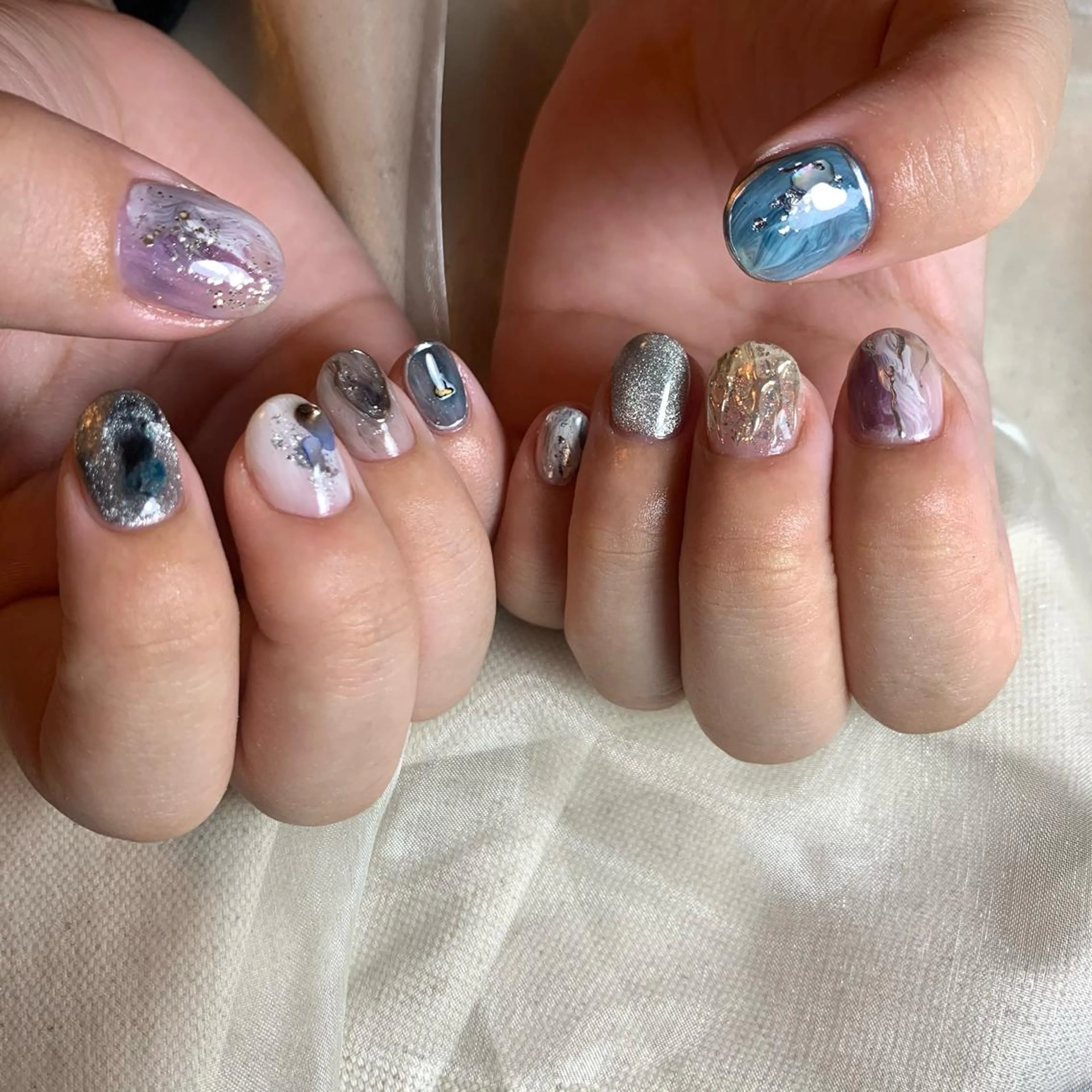 ネイル ハンドネイル repos~ルポ~所属・里見 麗のネイルデザイン