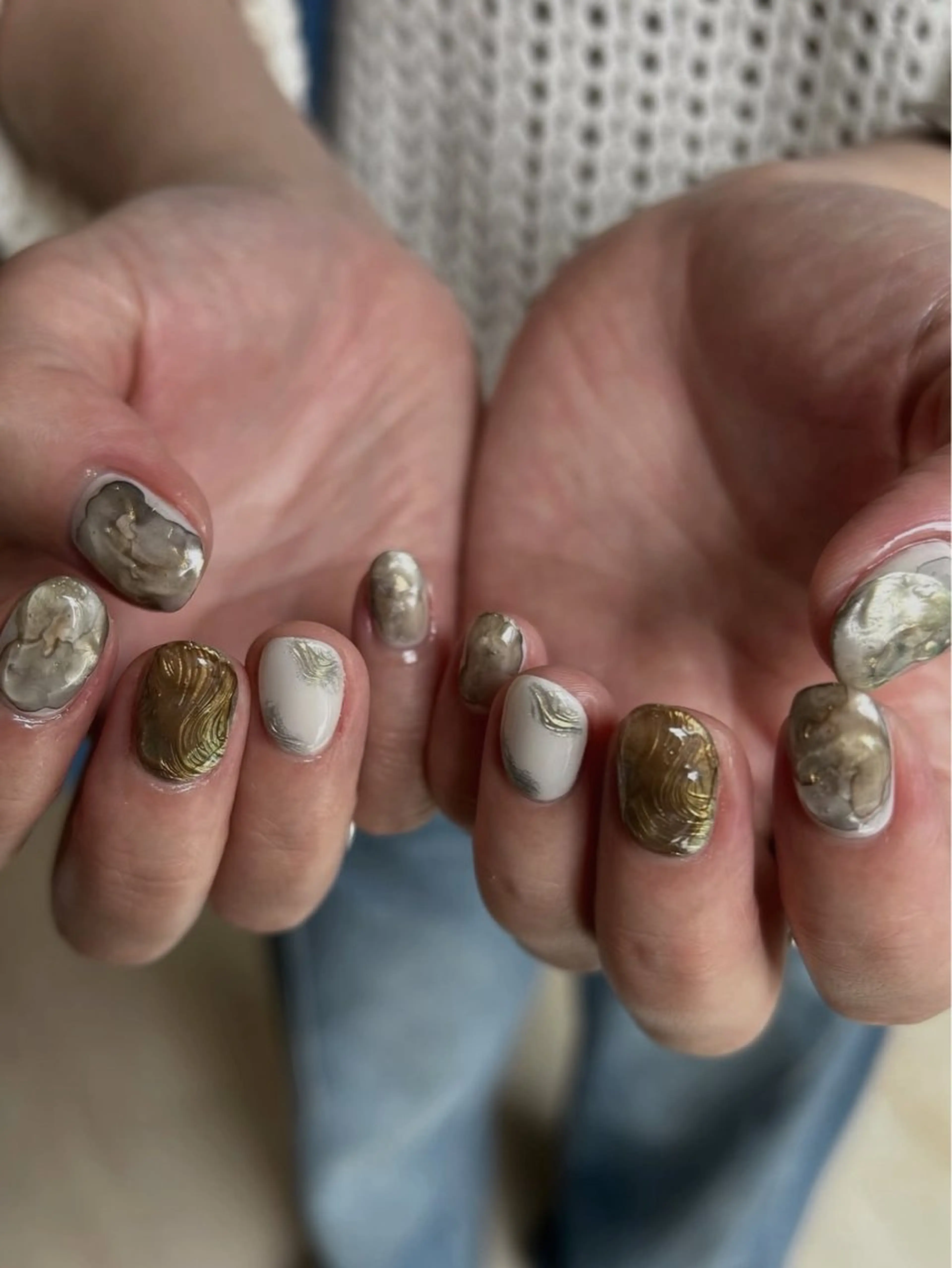 ネイル アートネイル 韓国ネイル ニュアンスネイル ぷっくりネイル talo .のネイルデザイン