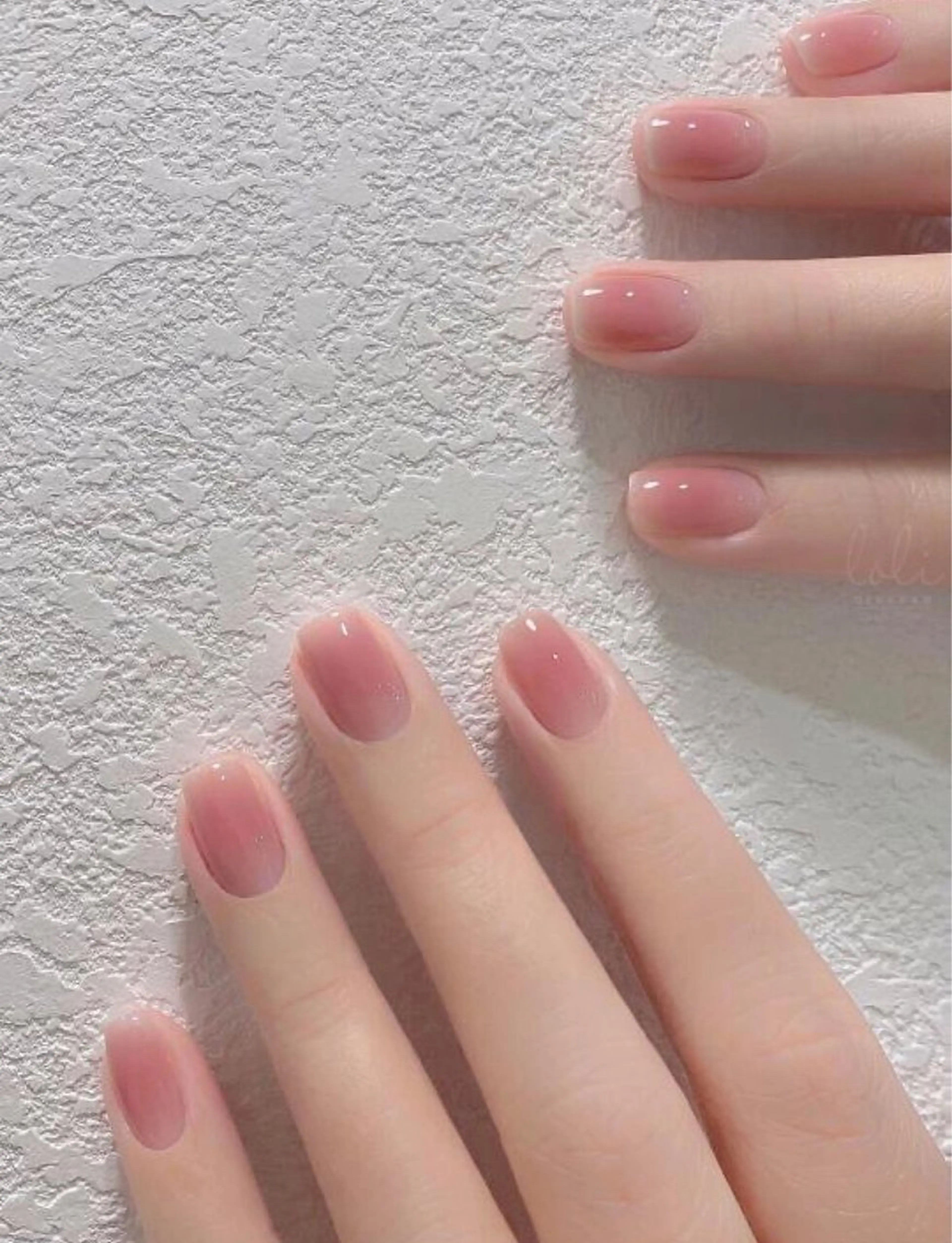 【HAND】ぷるっと艶感☆チークネイルの写真