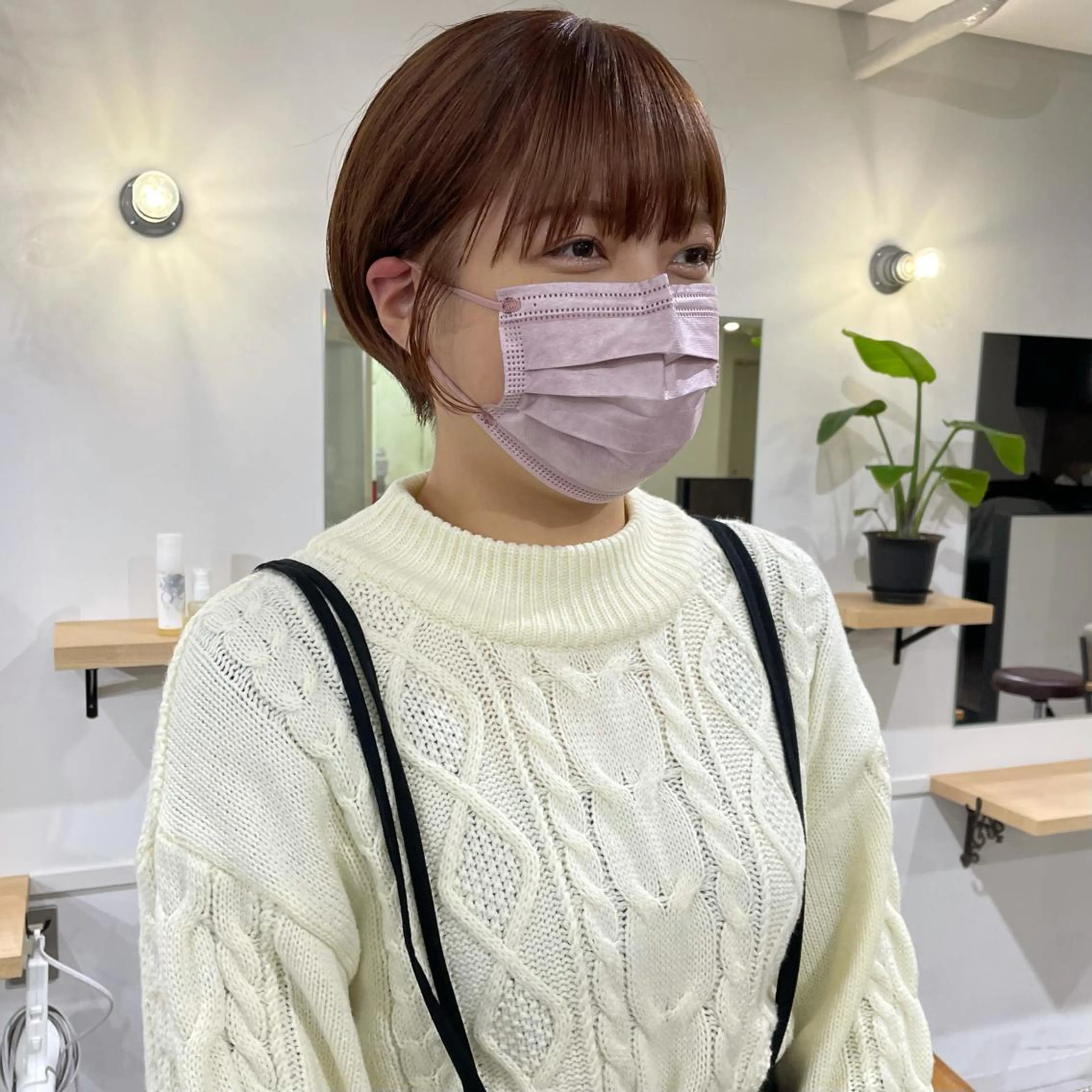 ショート カラー ベージュカラー オレンジ オレンジベージュ ショートヘア ワイドバング パーマ＊ 顔まわり似合わせのヘアスタイル