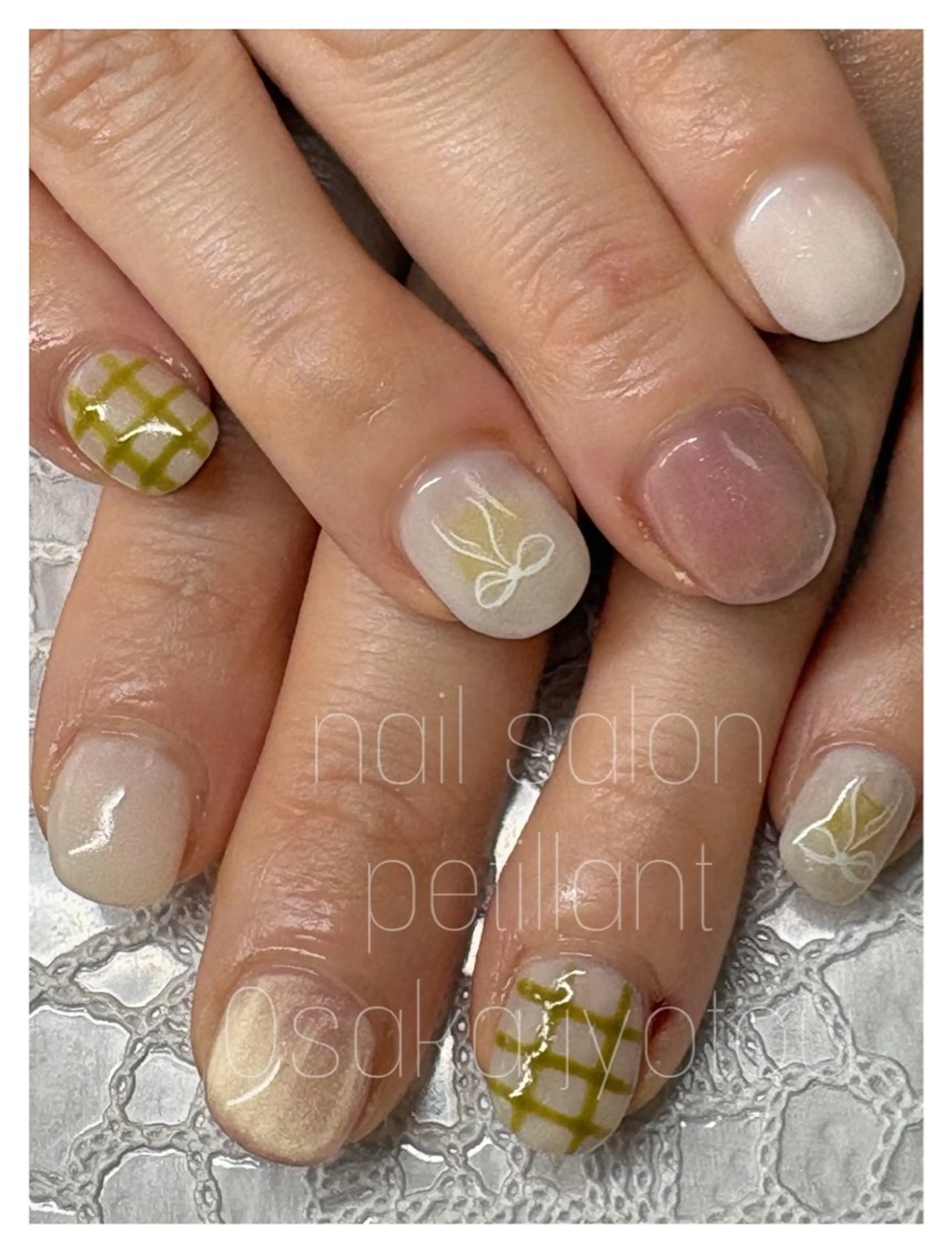 ネイル アートネイル グリーン ピンク 春ネイル ハンドネイル ハンドケア petillant所属・nail salon petillantのネイルデザイン