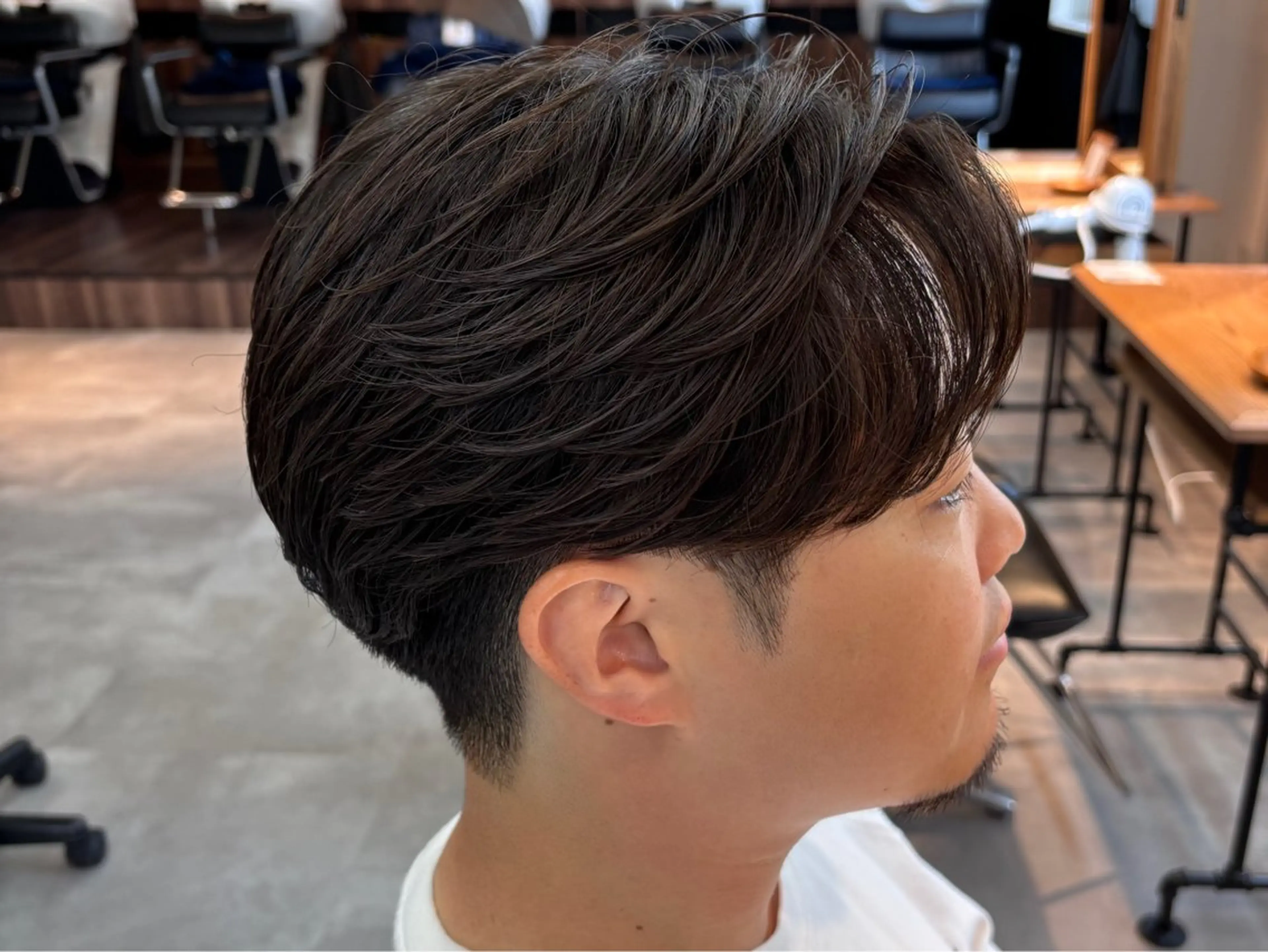 ショート パーマ メンズ カット パーマ 男に磨きをかけるフェ ードヘア👊🏼/森のヘアスタイル