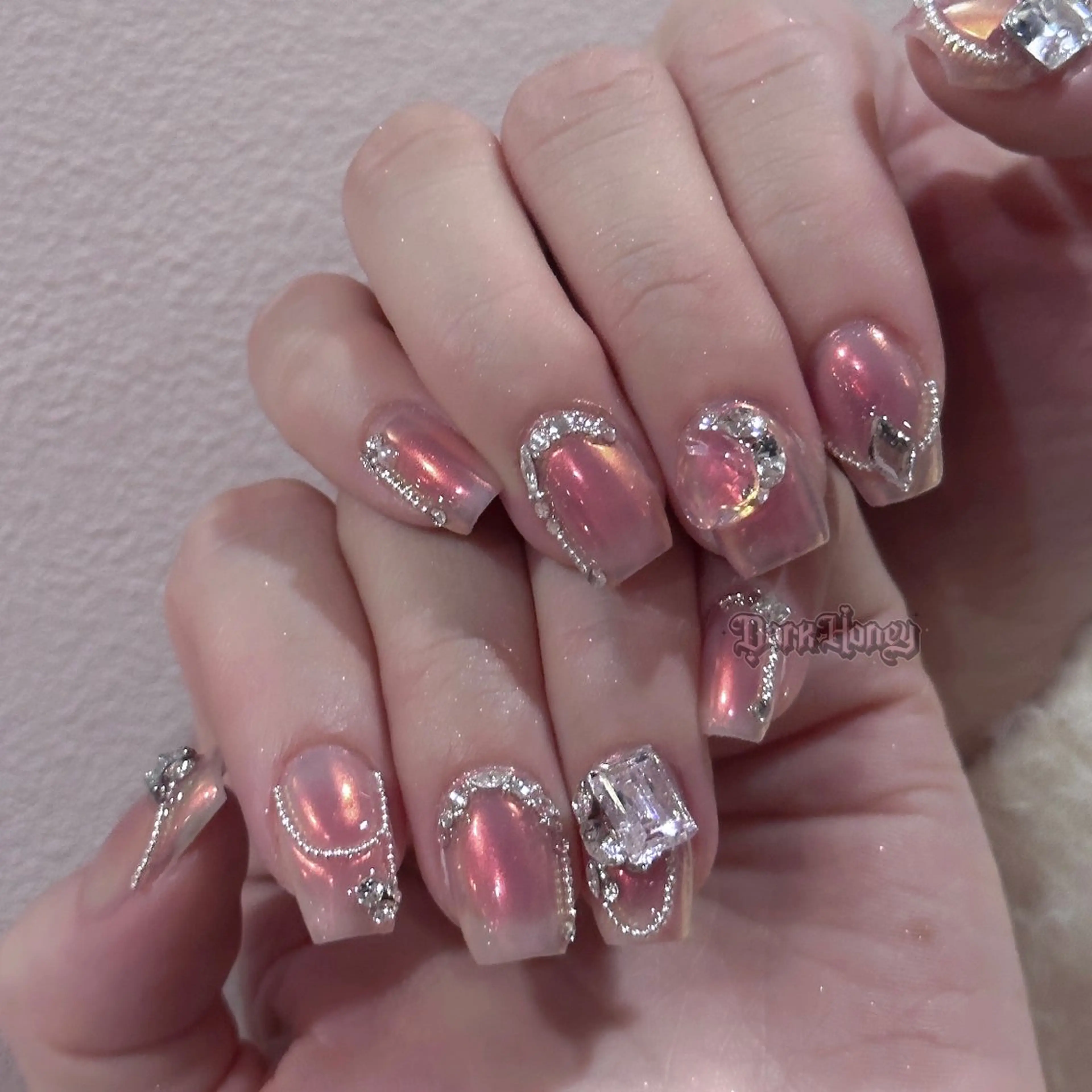 ネイル ハンドネイル Dark honey スカルプ専門原宿店のネイルデザイン