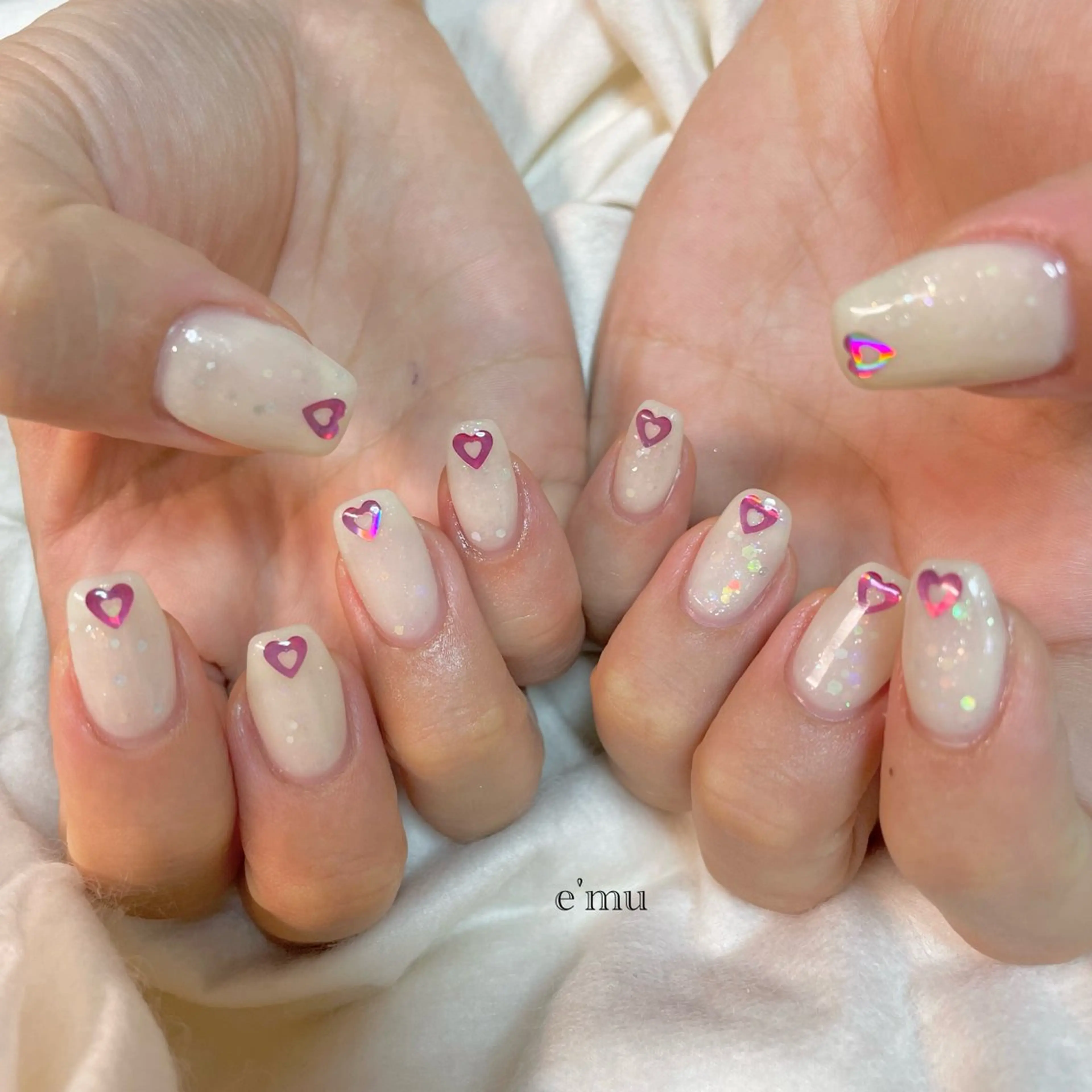 ネイル ガーリー ハート nail salon e'mu💐のネイルデザイン