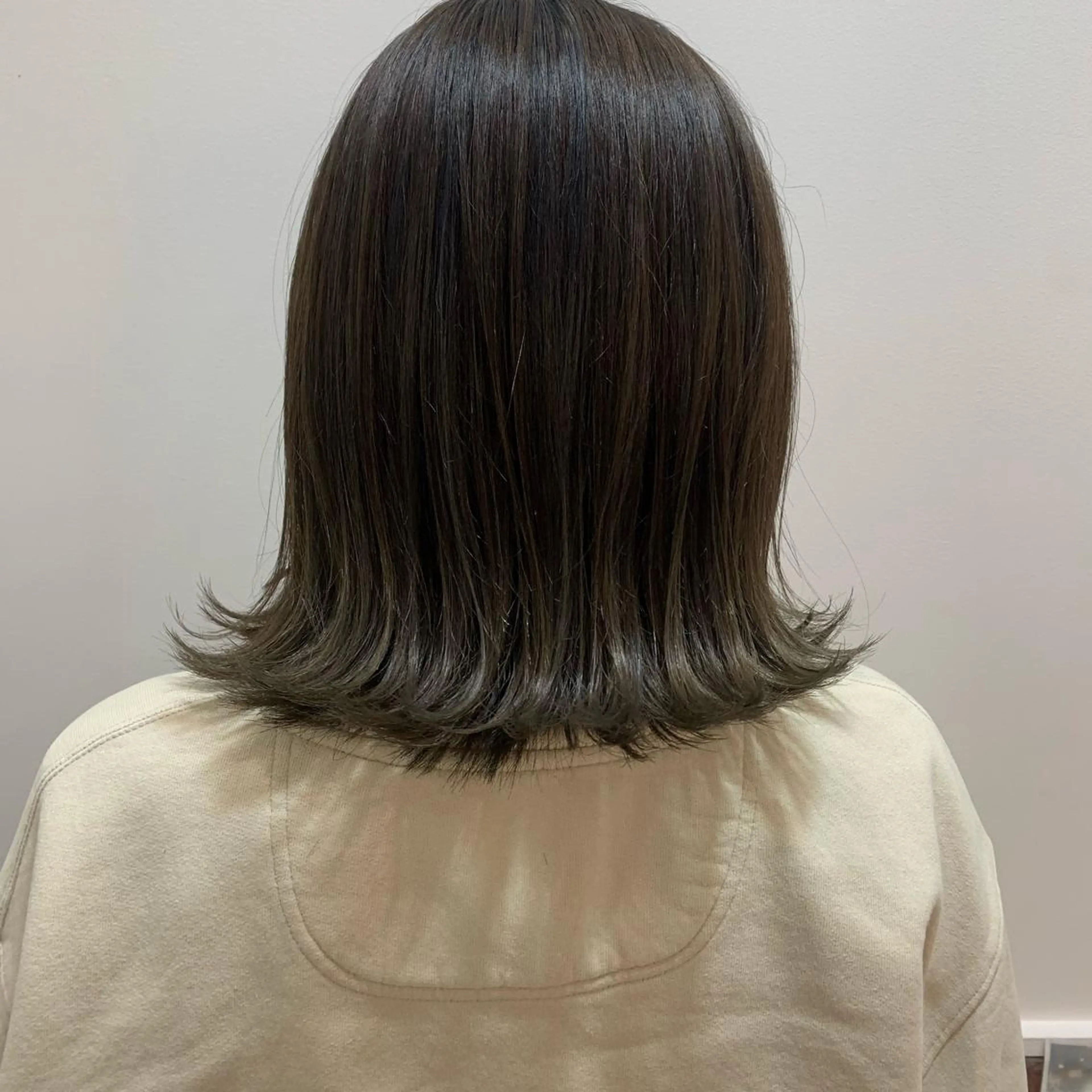 ミディアム カラー ヘアアレンジ メンズパーマ特化🔥 ツイスパ/シャドウのヘアスタイル