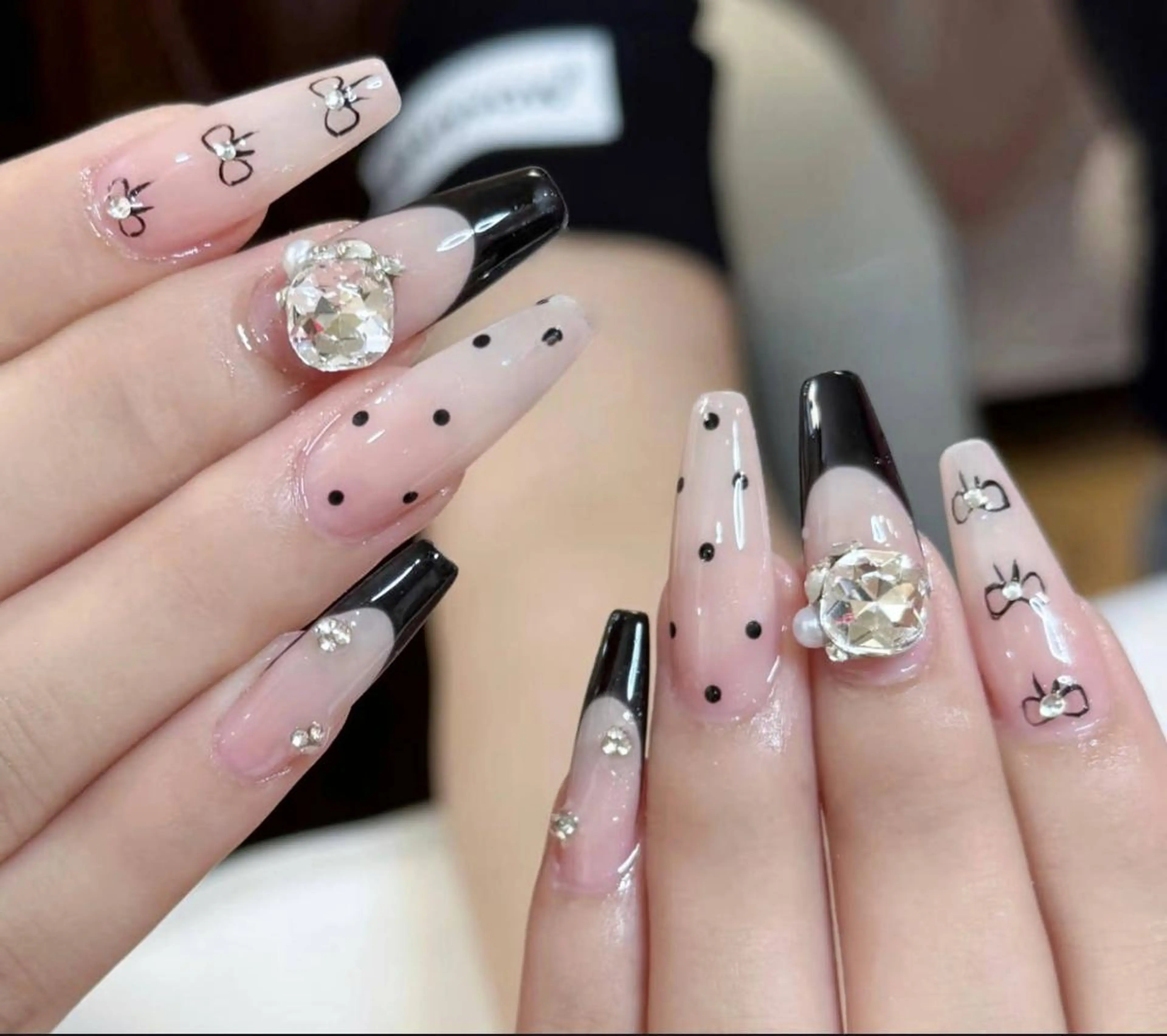 ネイル ハンドネイル 🎀 NaNa_nailのネイルデザイン