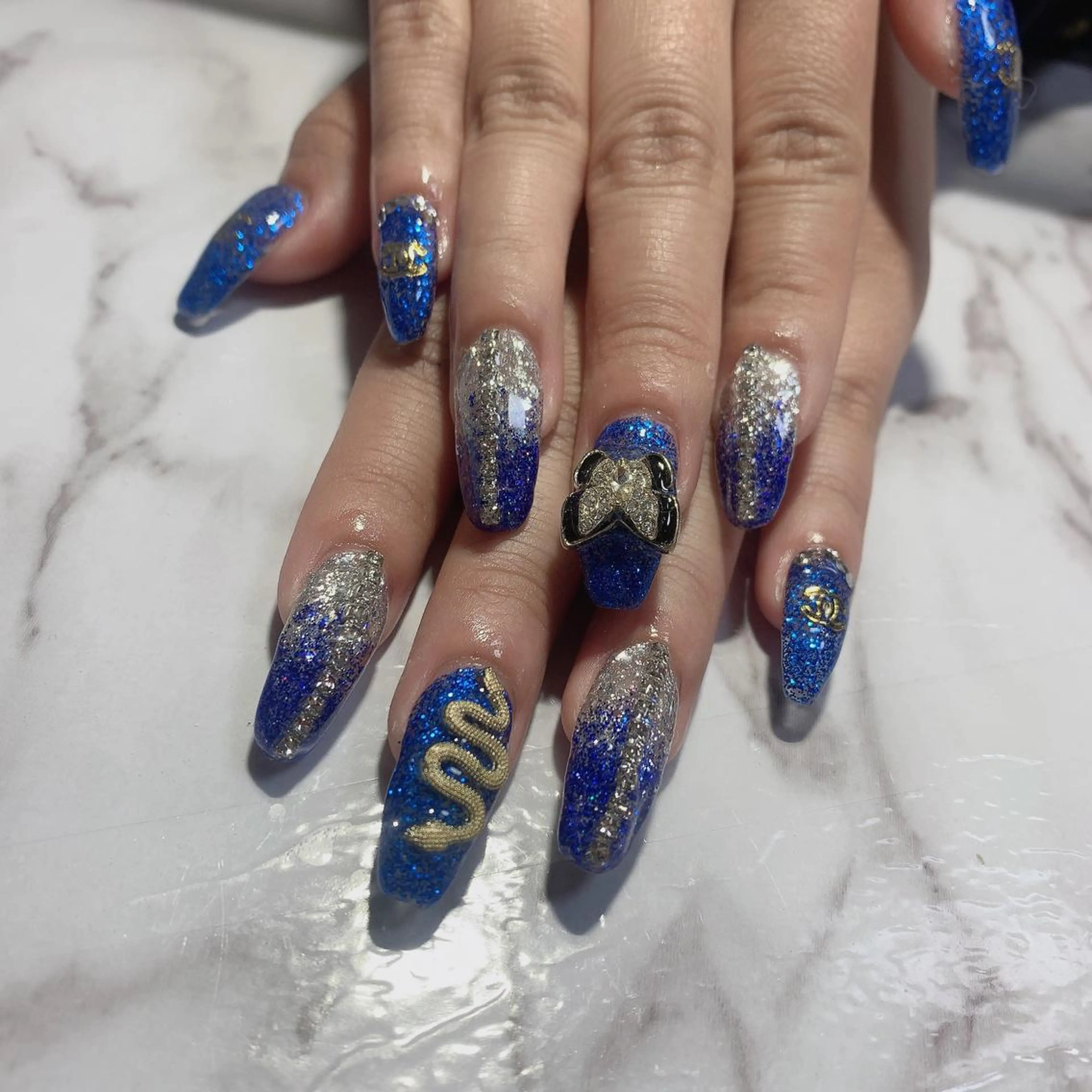 ネイル Ally's Nailのネイルデザイン
