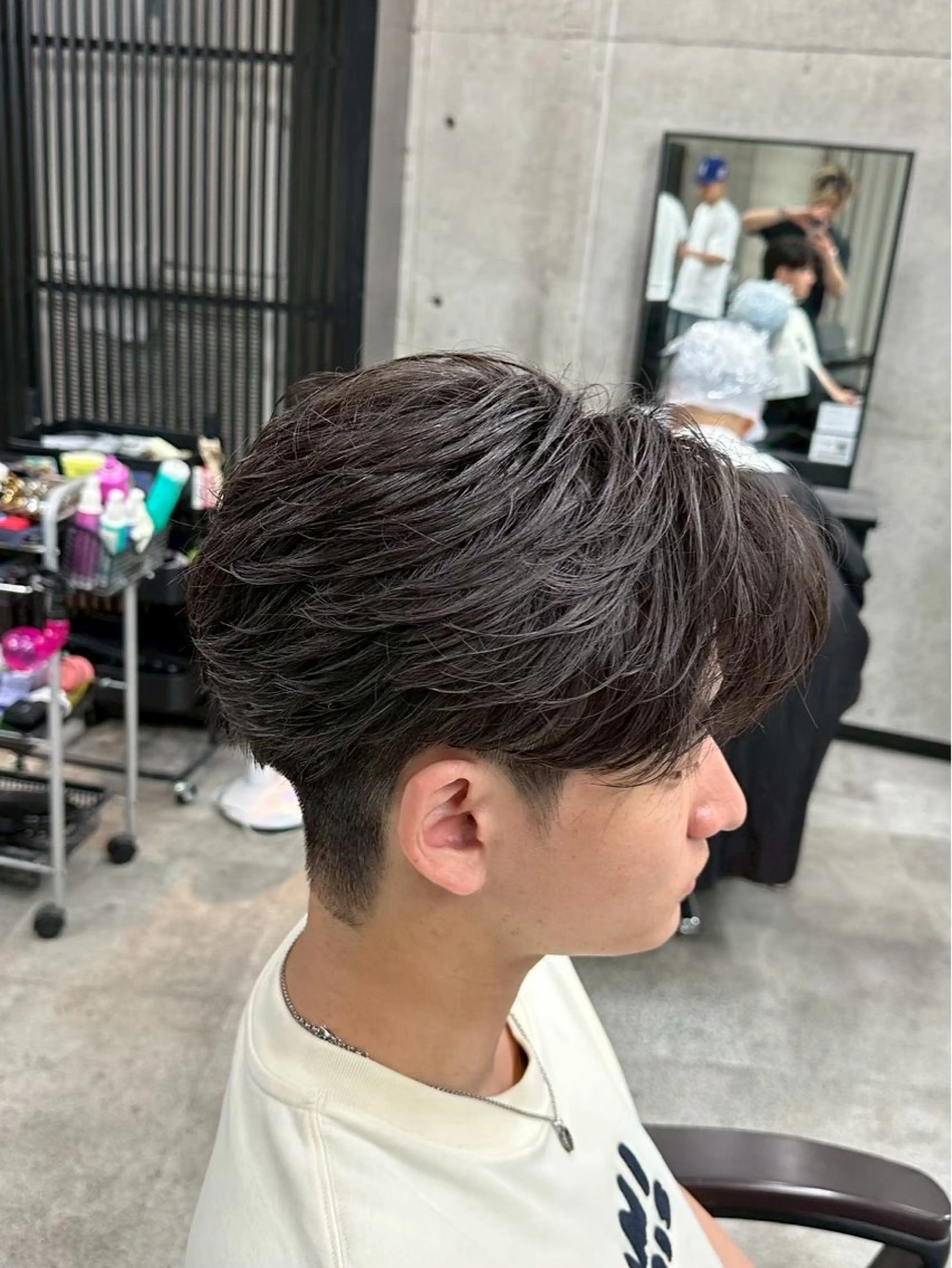 ミディアム メンズ センターパート era本店所属・笹尾 陸/era本店 メンズ美容師のヘアスタイル