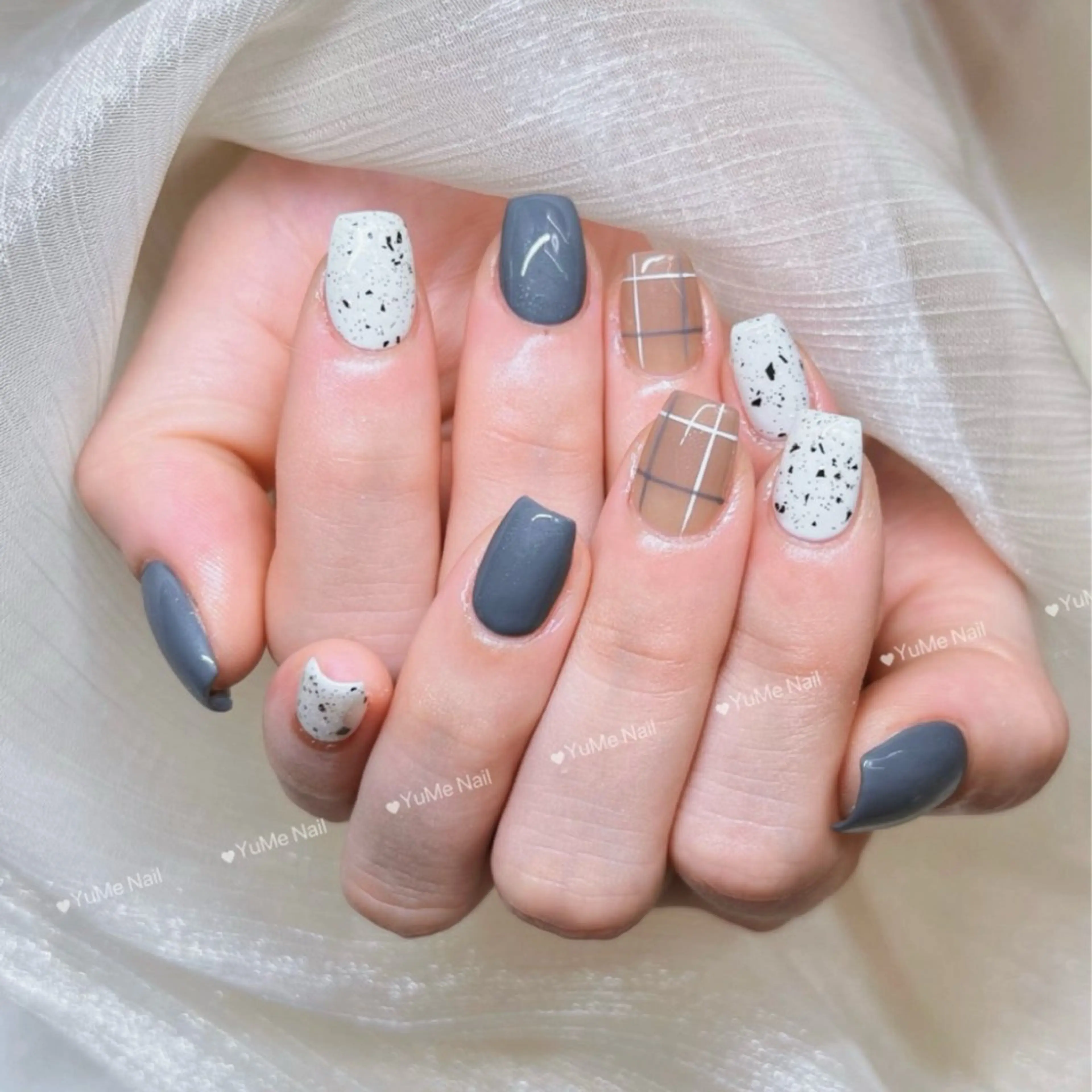ミディアム Linh Nailのネイルデザイン