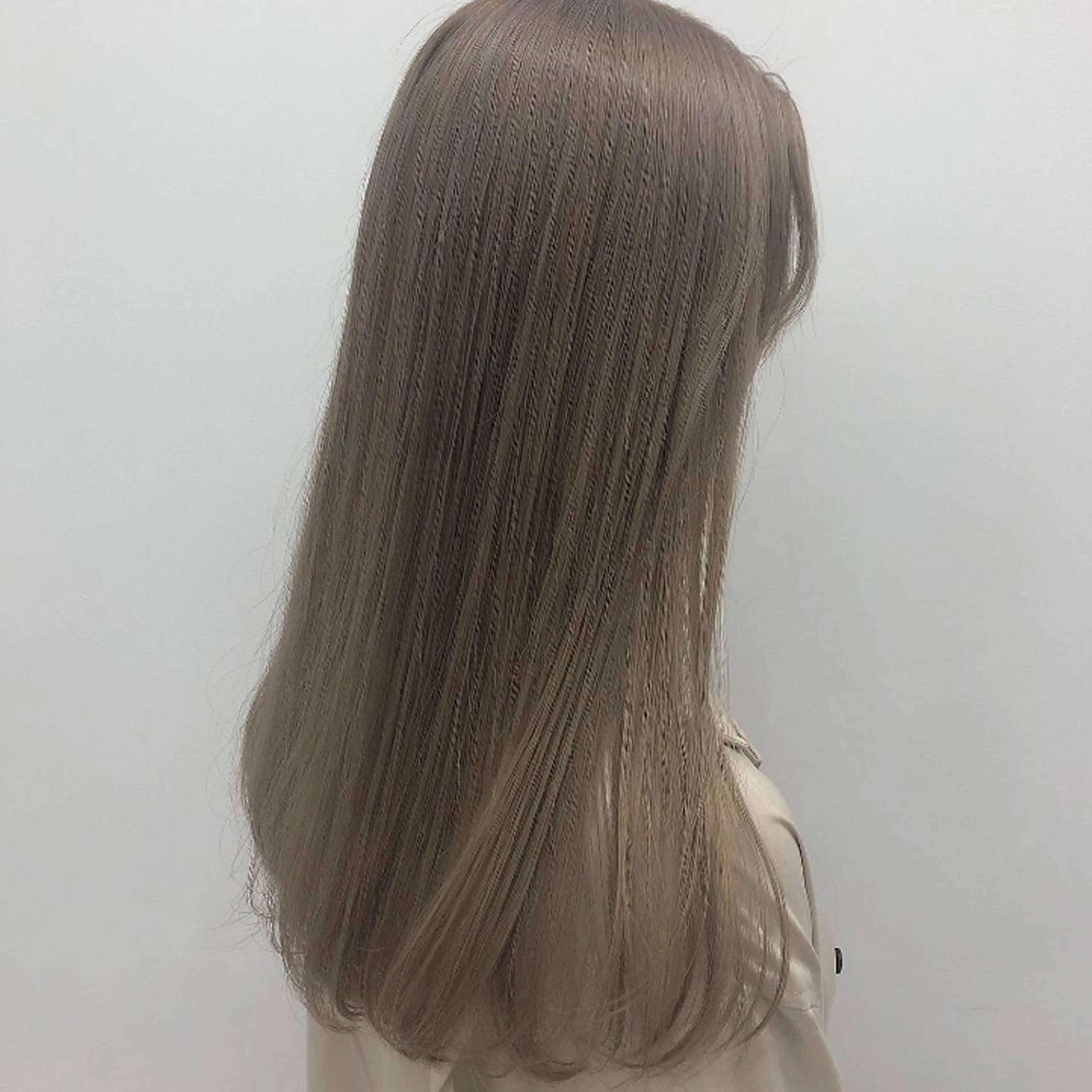 ロング カラー ベージュカラー ホワイトベージュ ヘアカラー トリートメント ヘアセット レイヤー/ハイトーン 🧸SENAのヘアスタイル