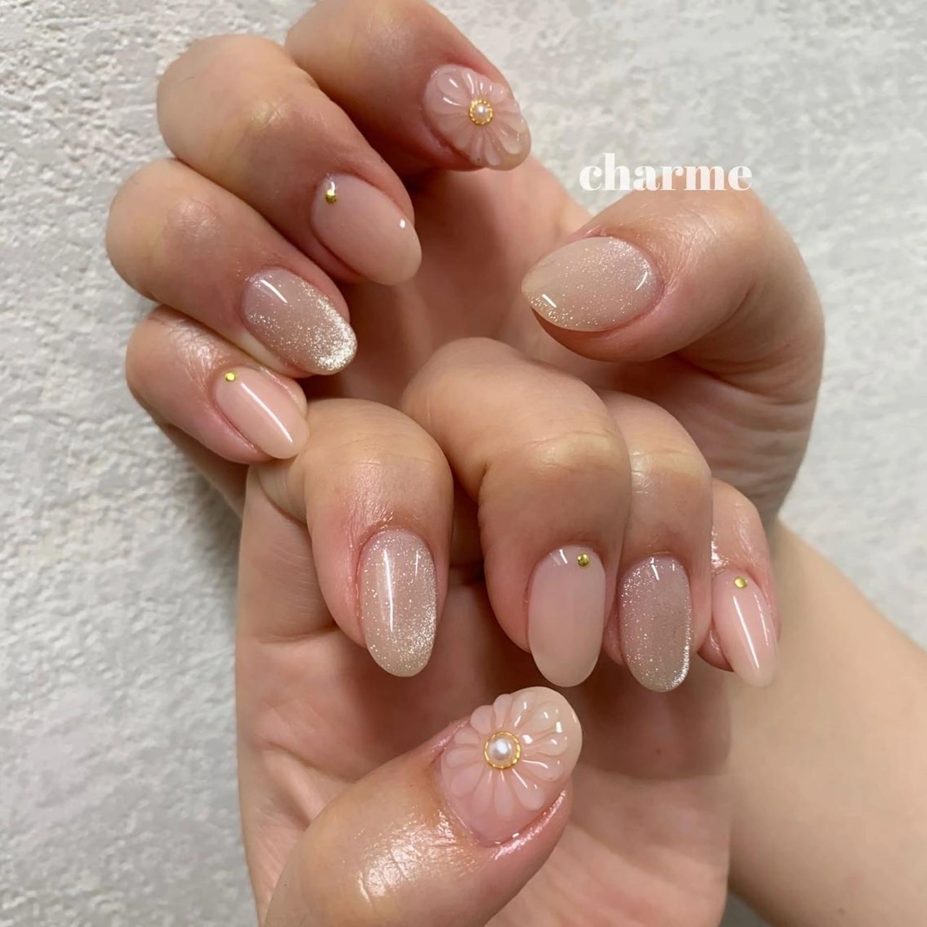ネイル フラワーネイル マグネットネイル ぷっくりネイル charme所属・. SHIORIのネイルデザイン