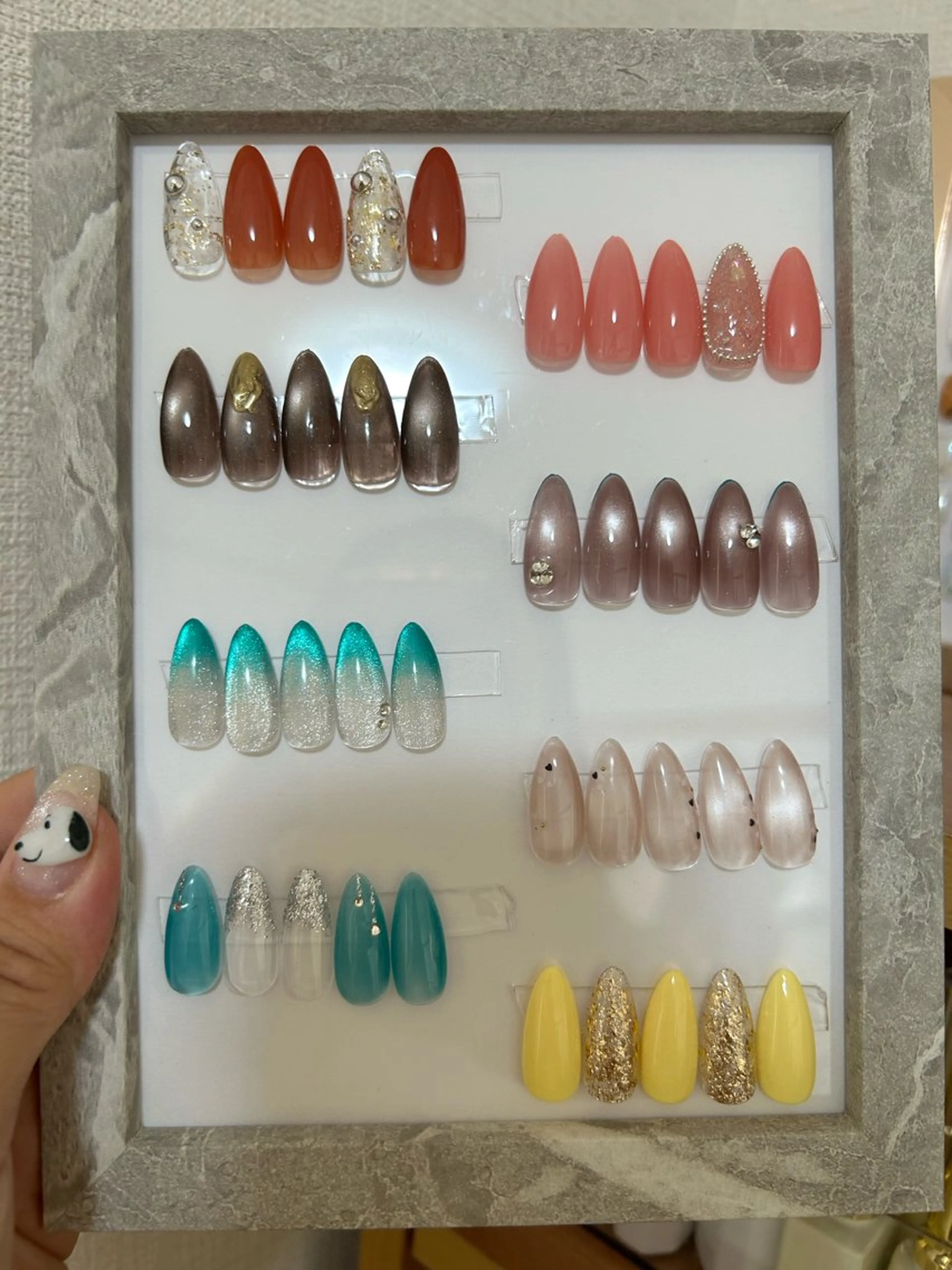 ネイル 佐々木 亜美のネイルデザイン