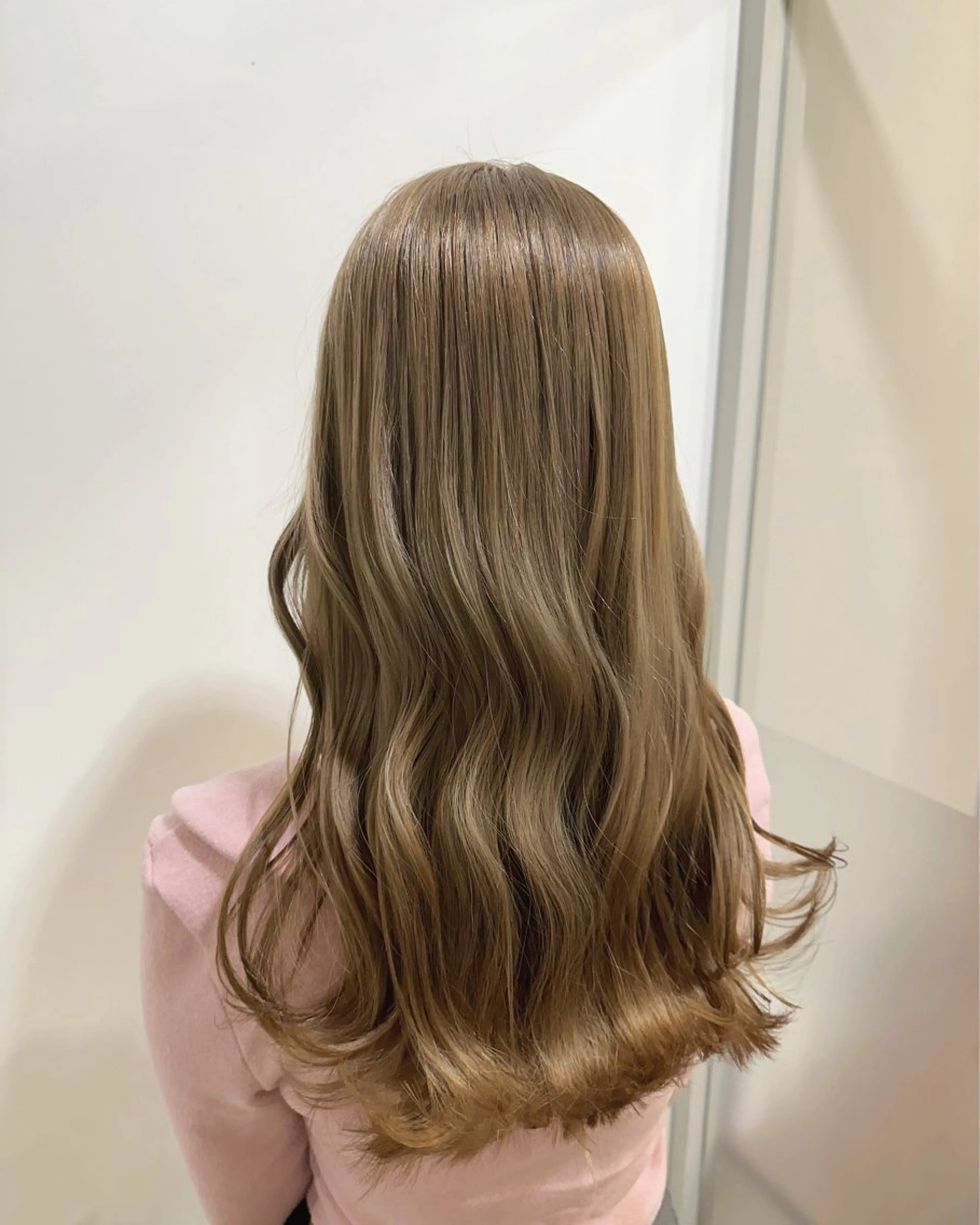 ロング カラー あべ ゆうかのヘアスタイル