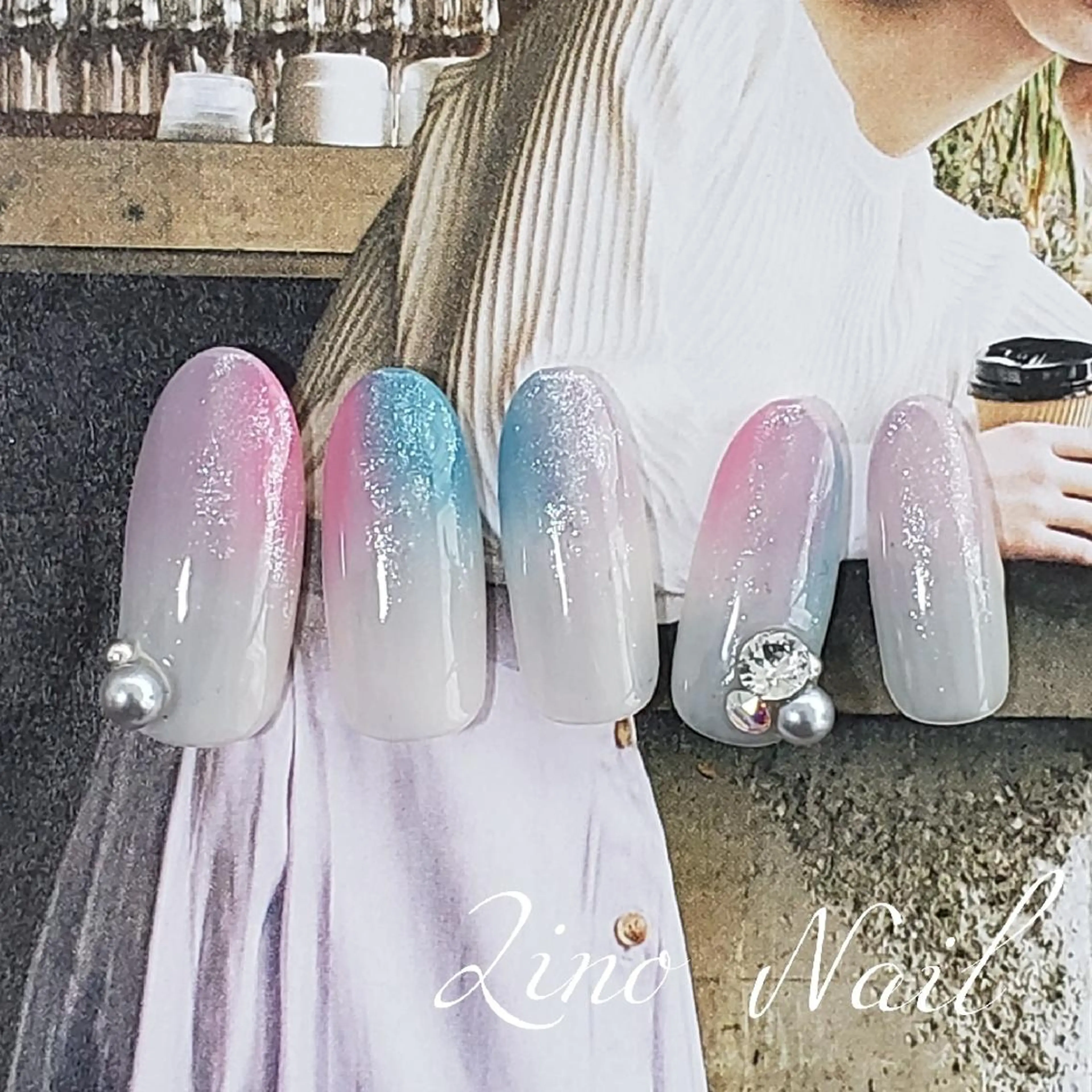 ネイル ブルー カジュアル ジェルネイル キラキラネイル ラメ(グリッター) ハンドネイル Lino Nailのネイルデザイン