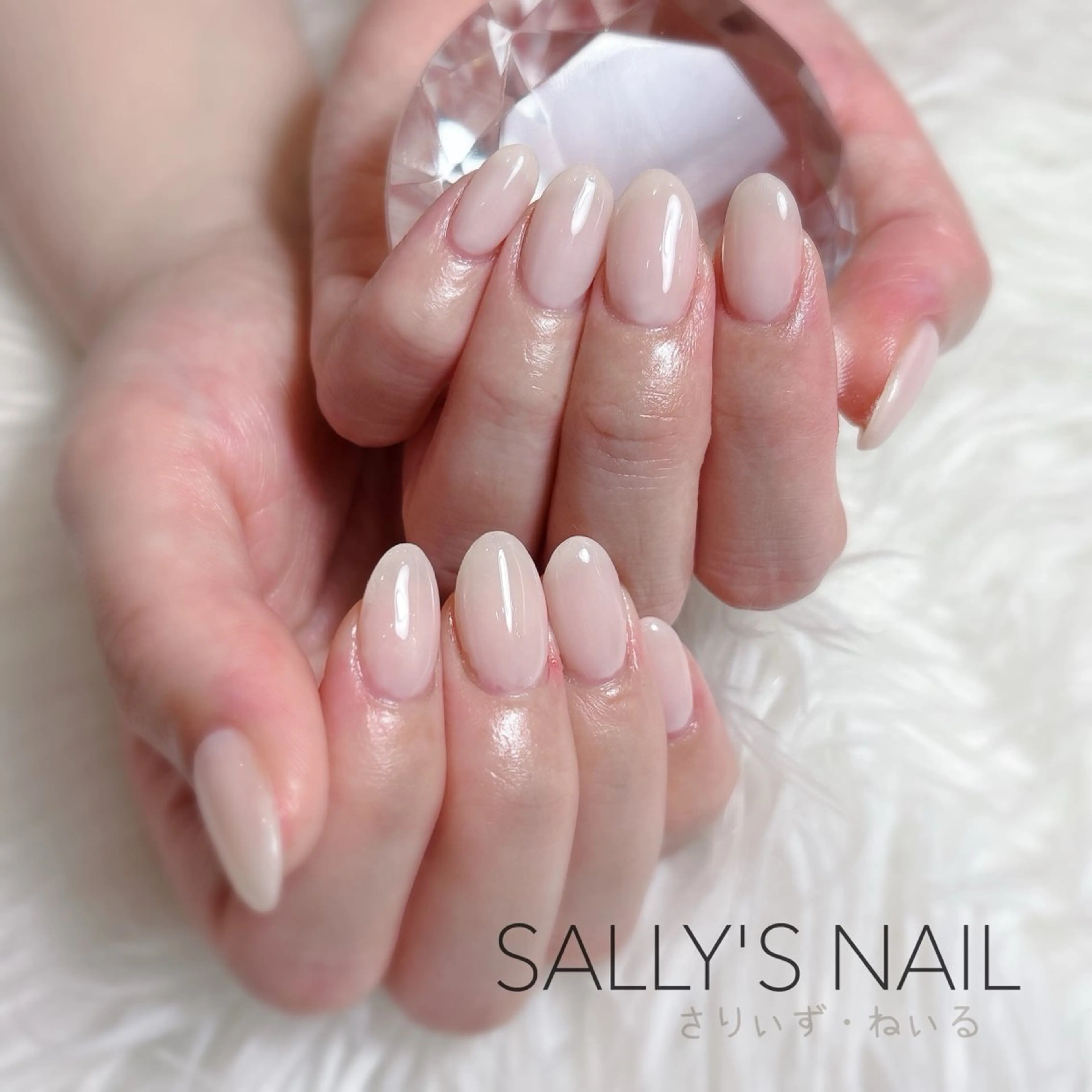 ネイル ワンカラーネイル ホワイト 野村 リサのネイルデザイン