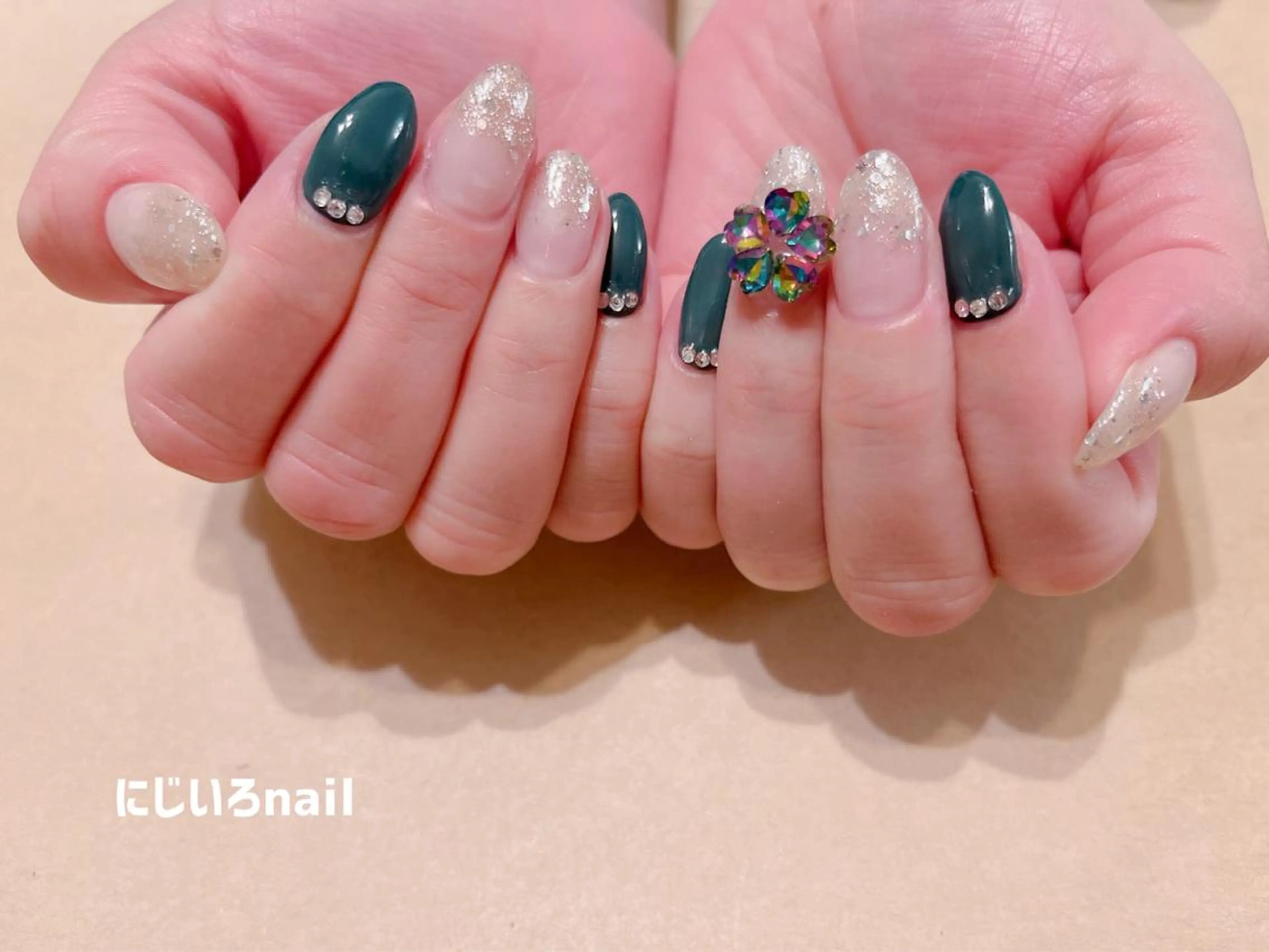ネイル にじいろ nailのネイルデザイン