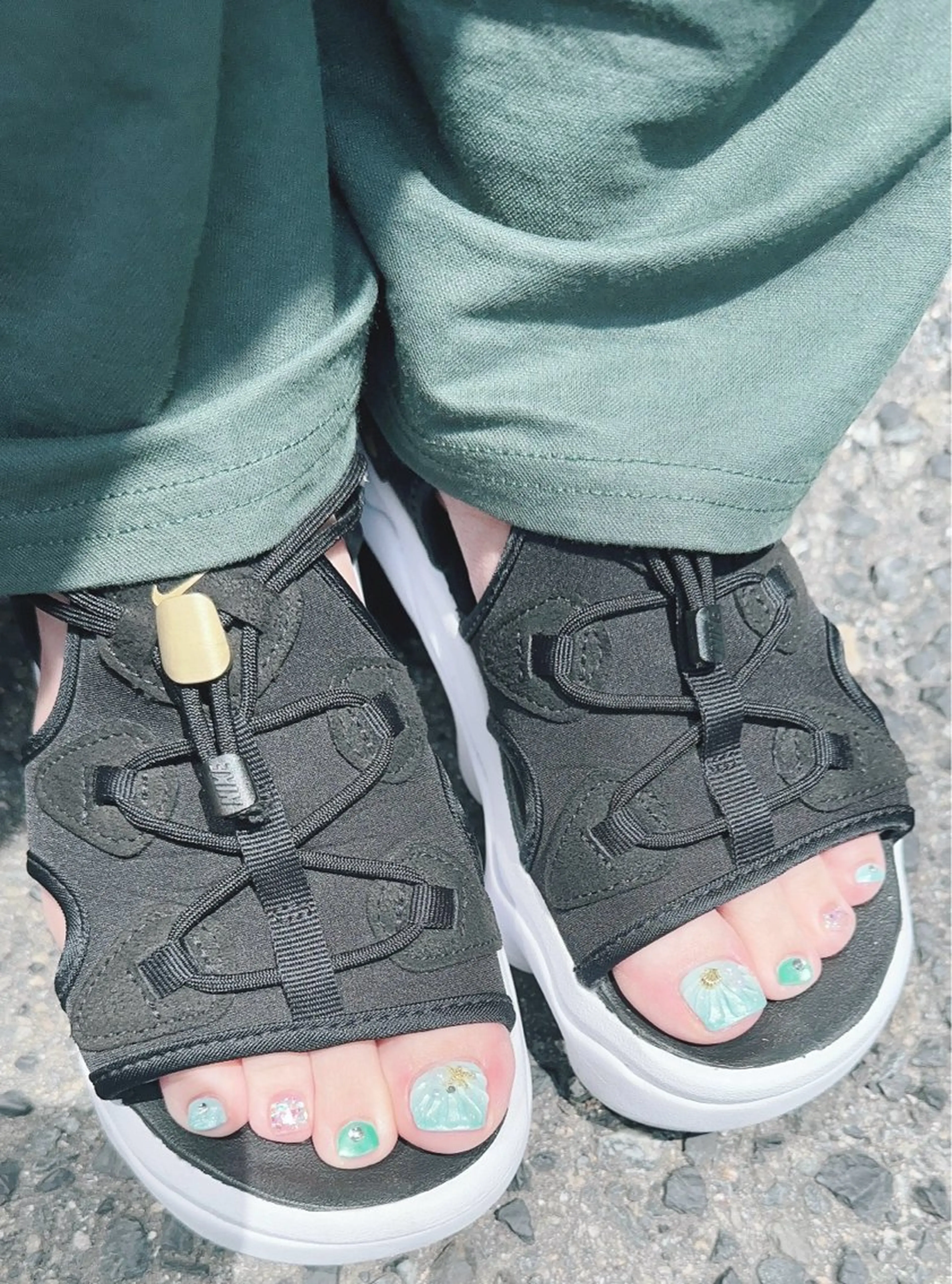 ネイル tomo ♡のネイルデザイン