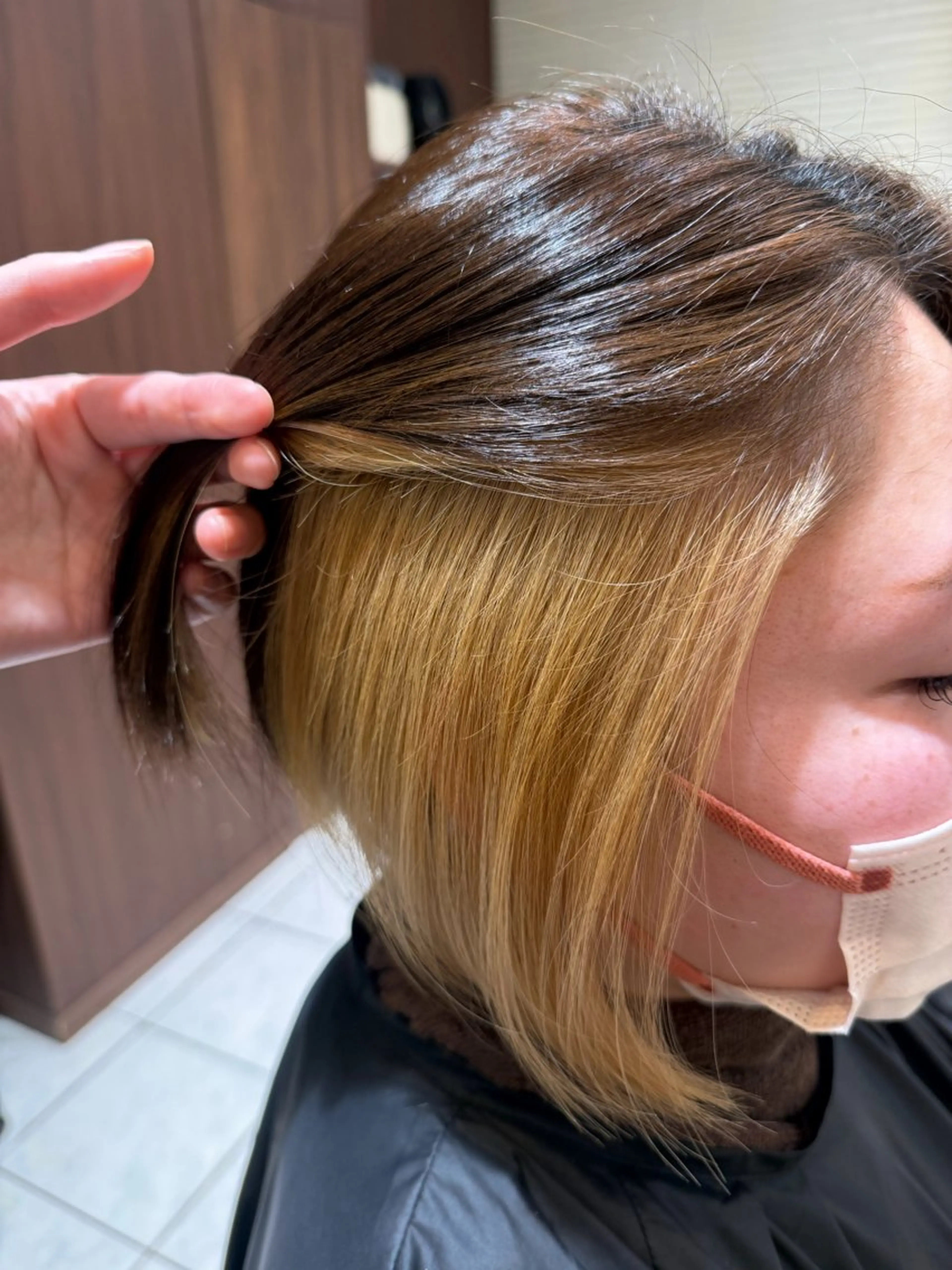 カラー 椿 薫のヘアスタイル