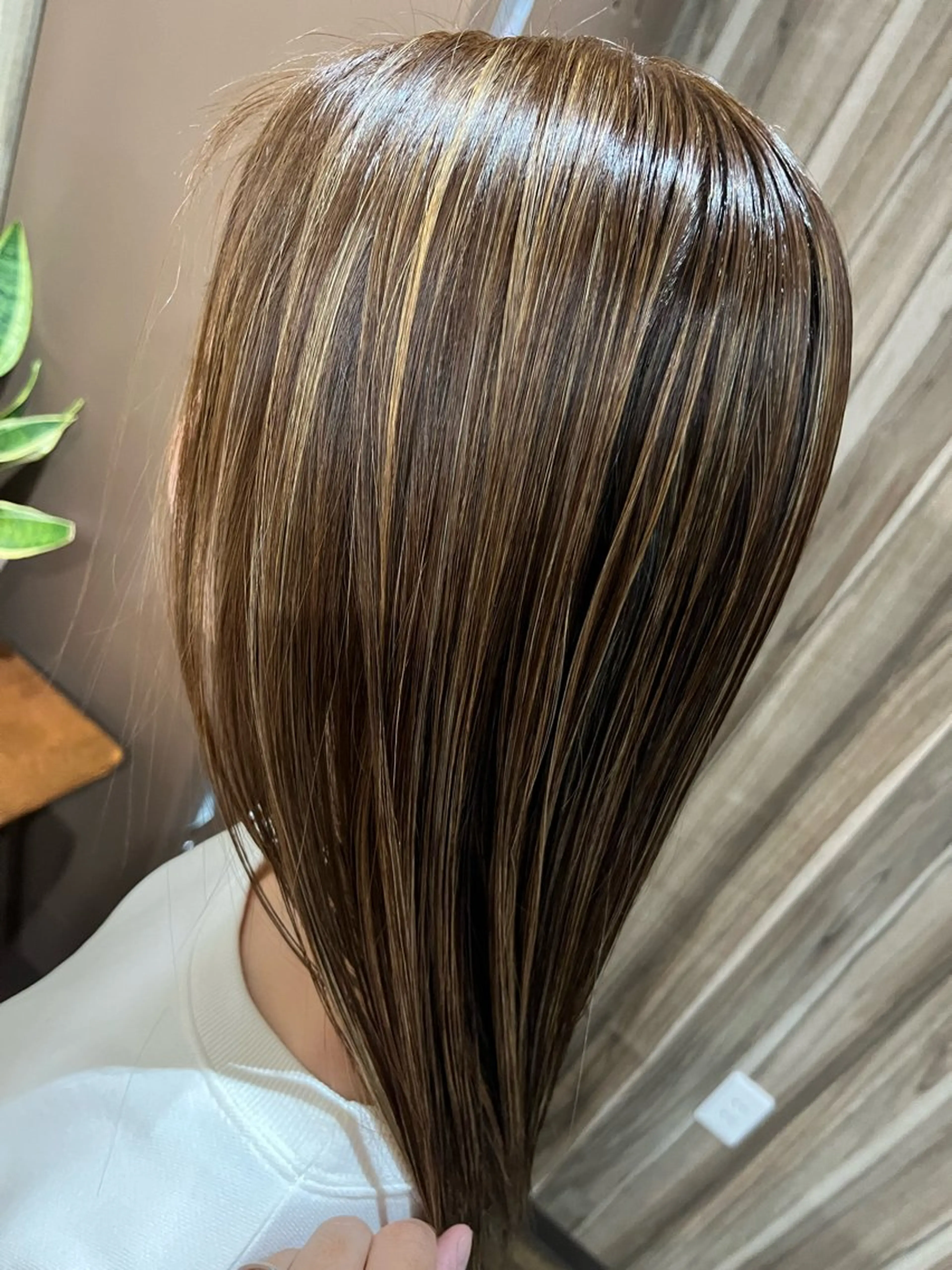 ロング カラー 大瀬 裕樹のヘアスタイル