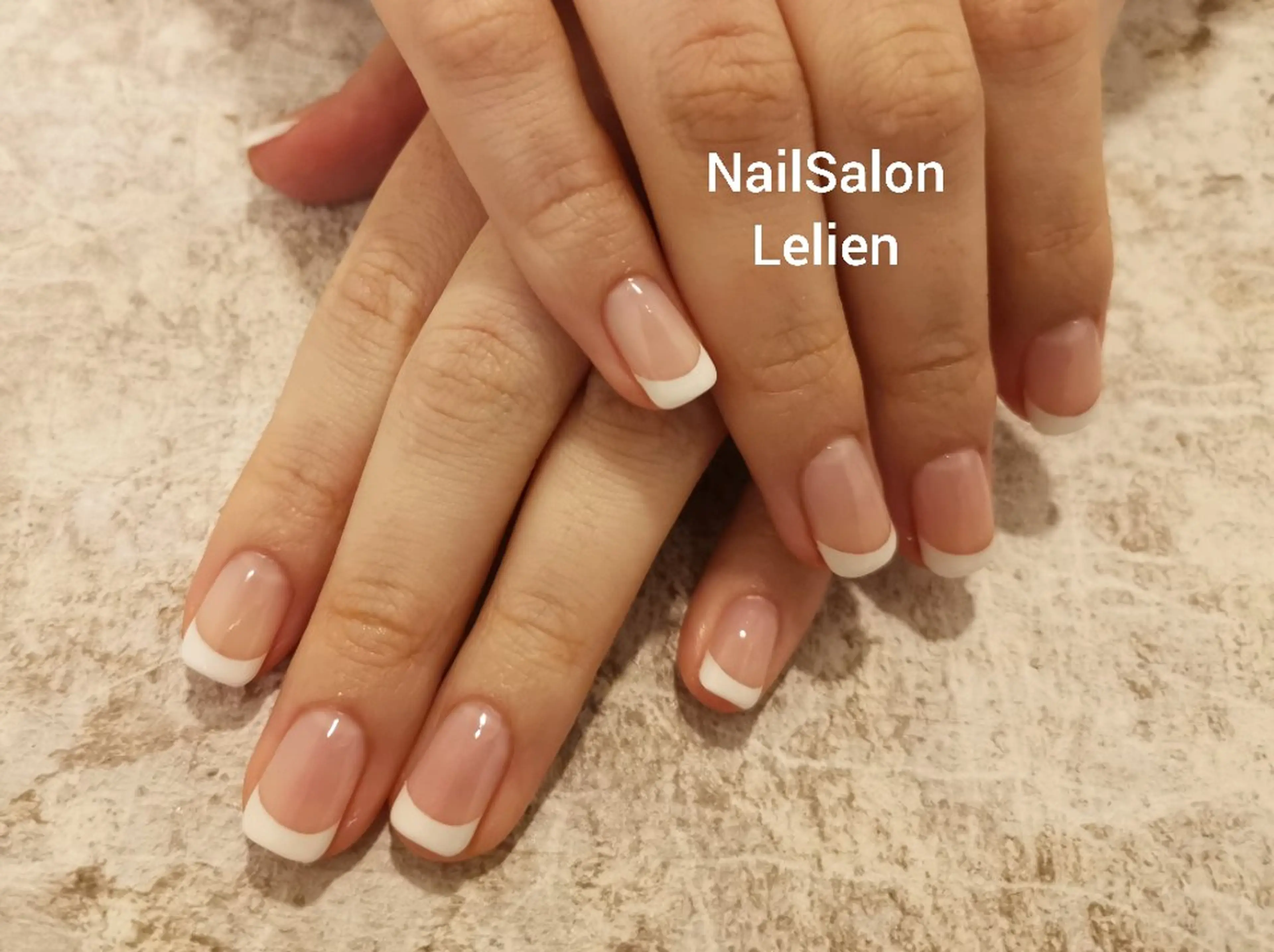 ネイル フレンチネイル ハンドネイル 人気エリア💖完全個室【ルリエ】所属・ネイルサロン Lelienルリエのネイルデザイン