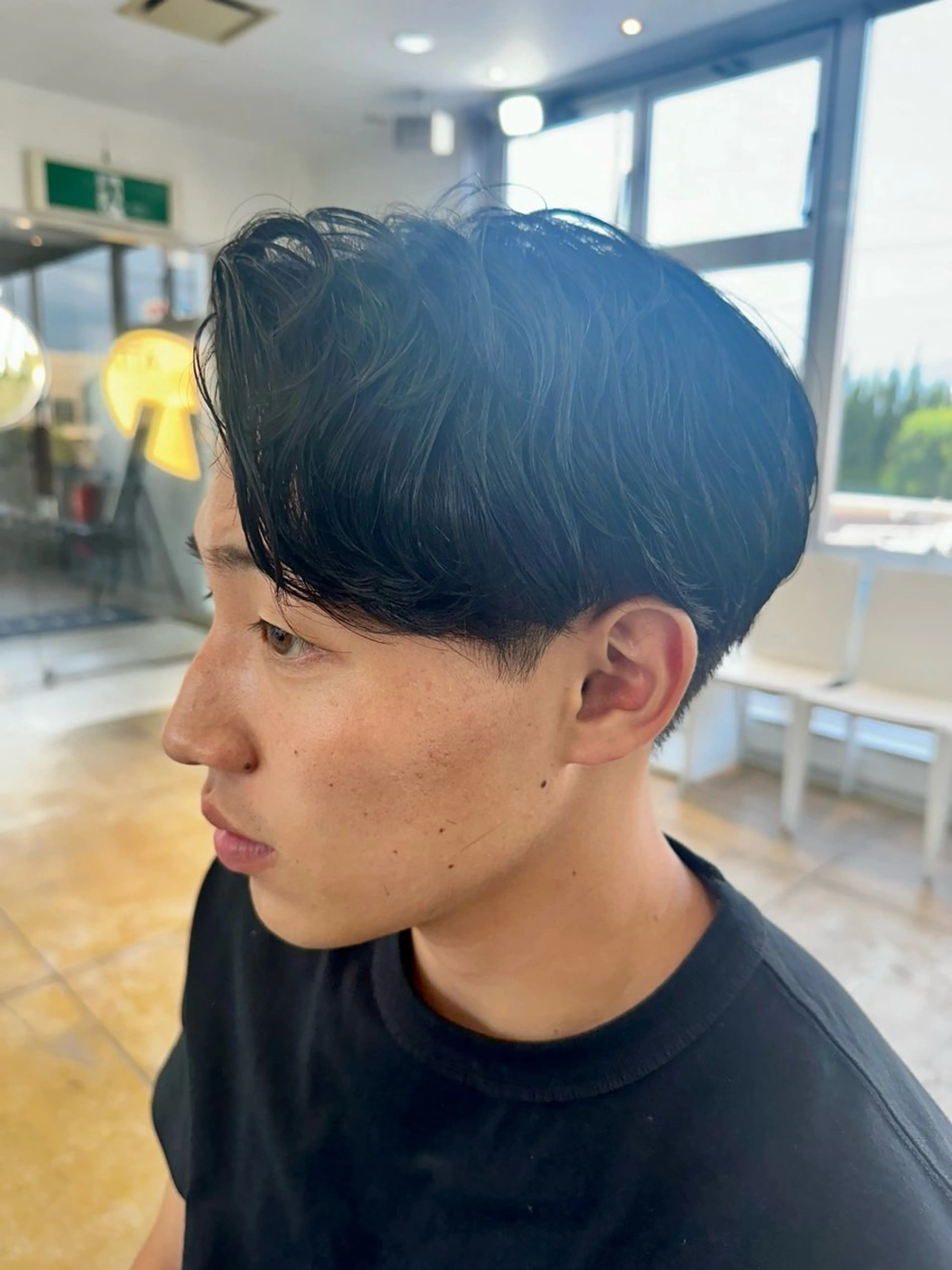 ショート パーマ メンズ 森本 光貴のヘアスタイル