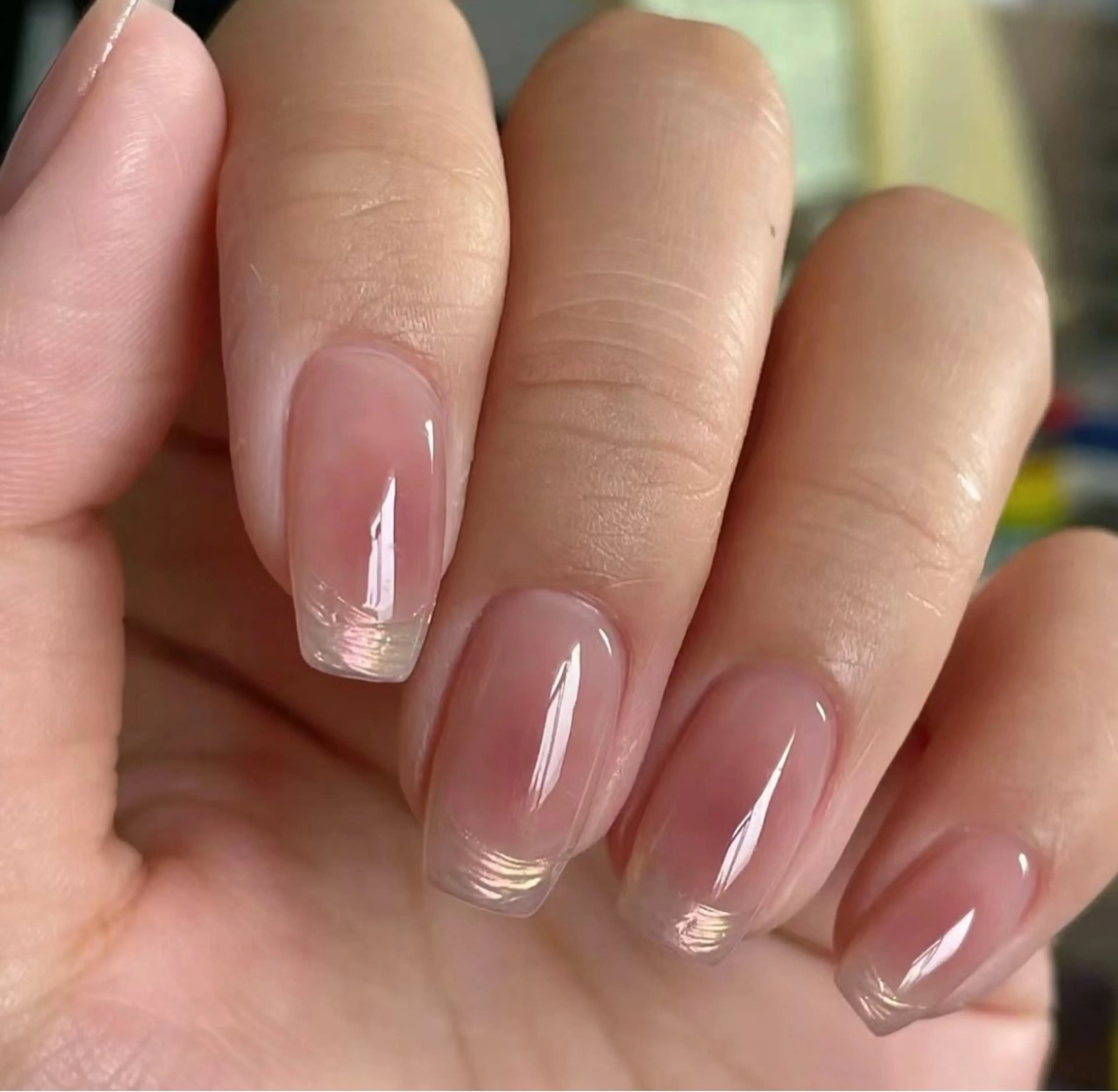 ミディアム FLORA NAIL SALONのネイルデザイン
