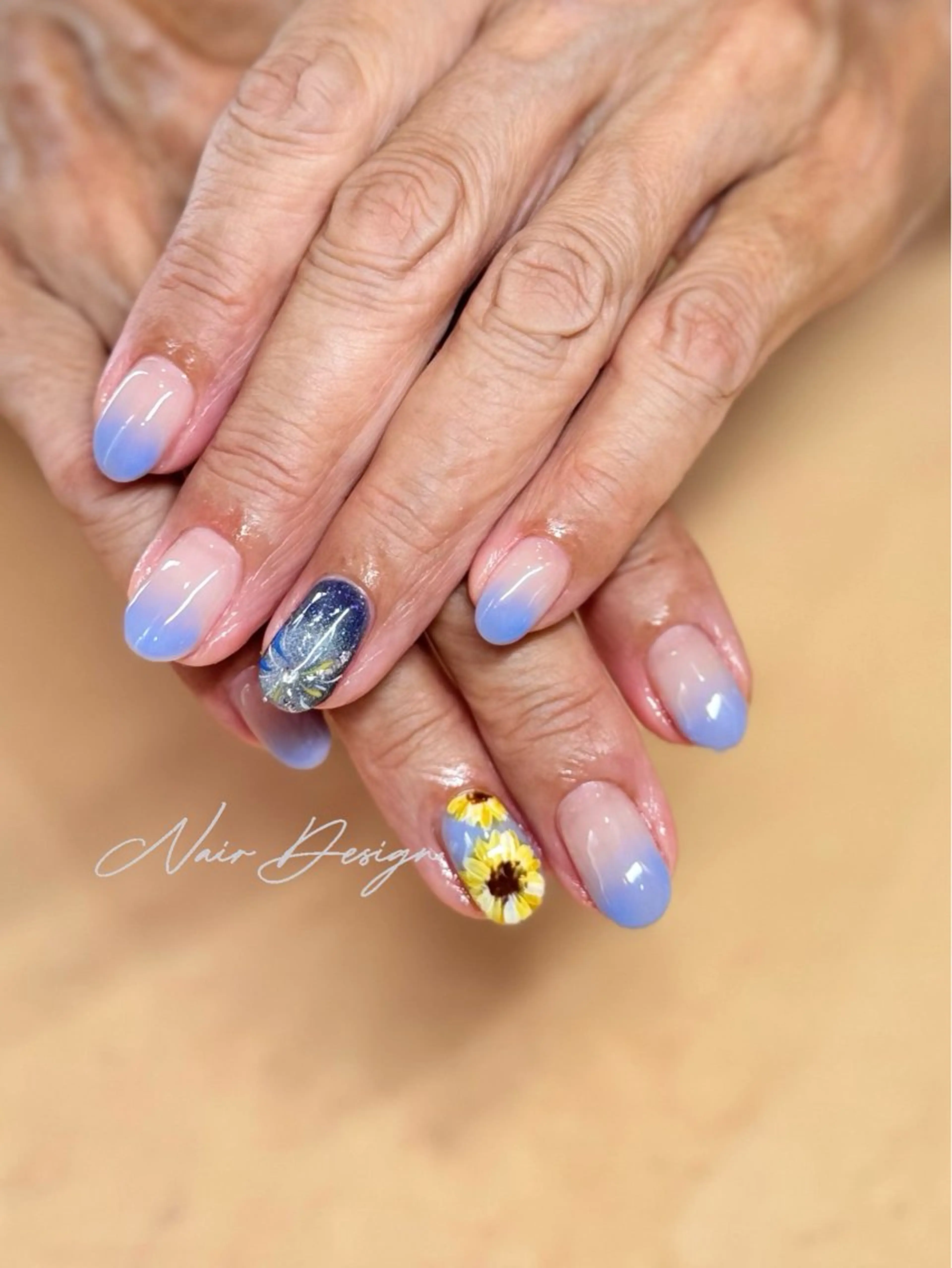 ネイル ハンドネイル ハンドケア 𝓝𝓪𝓲𝓻 𝓝𝓪𝓲𝓵のネイルデザイン